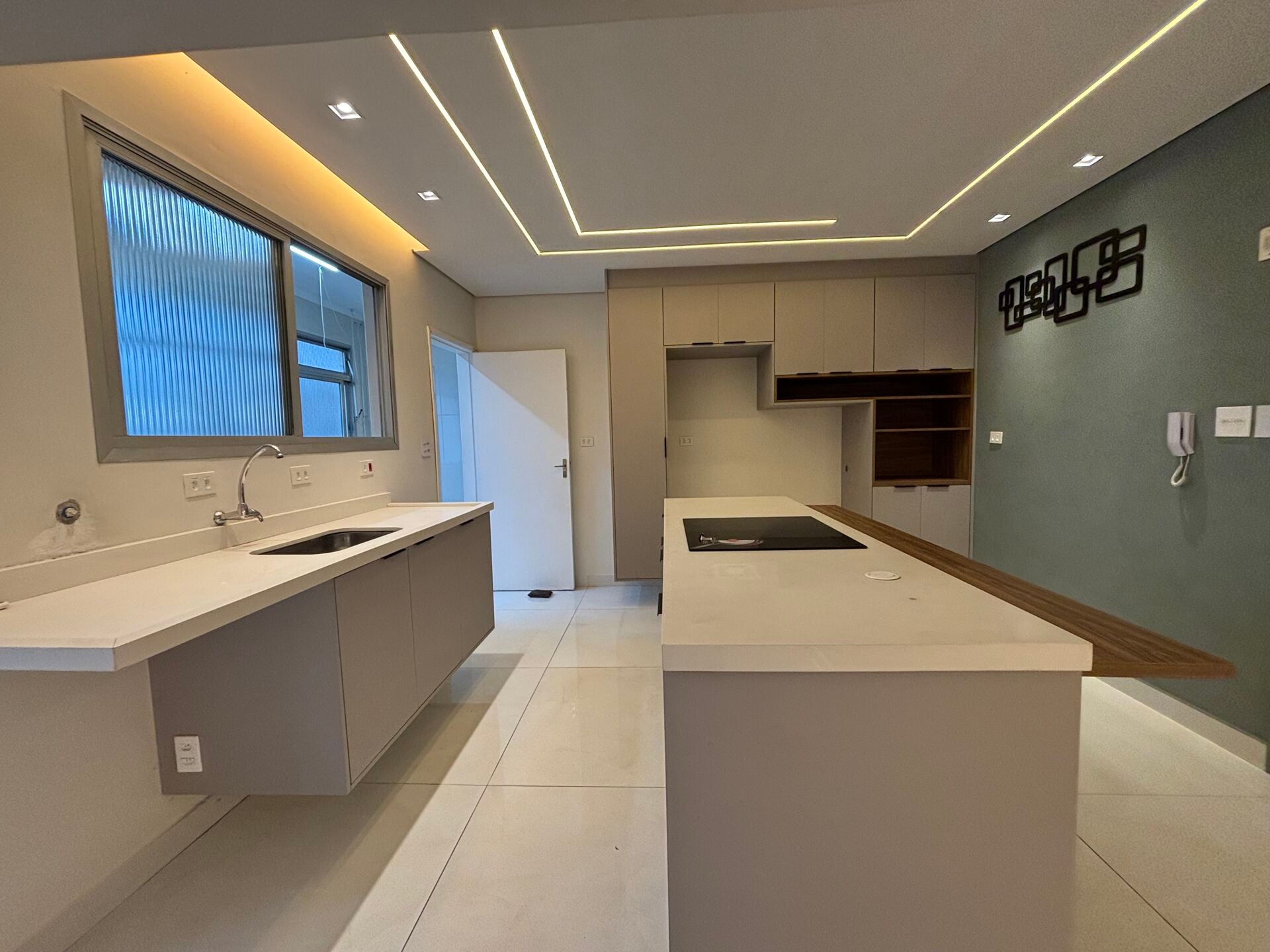 Apartamento 82 · 3 dorm. — Cozinha