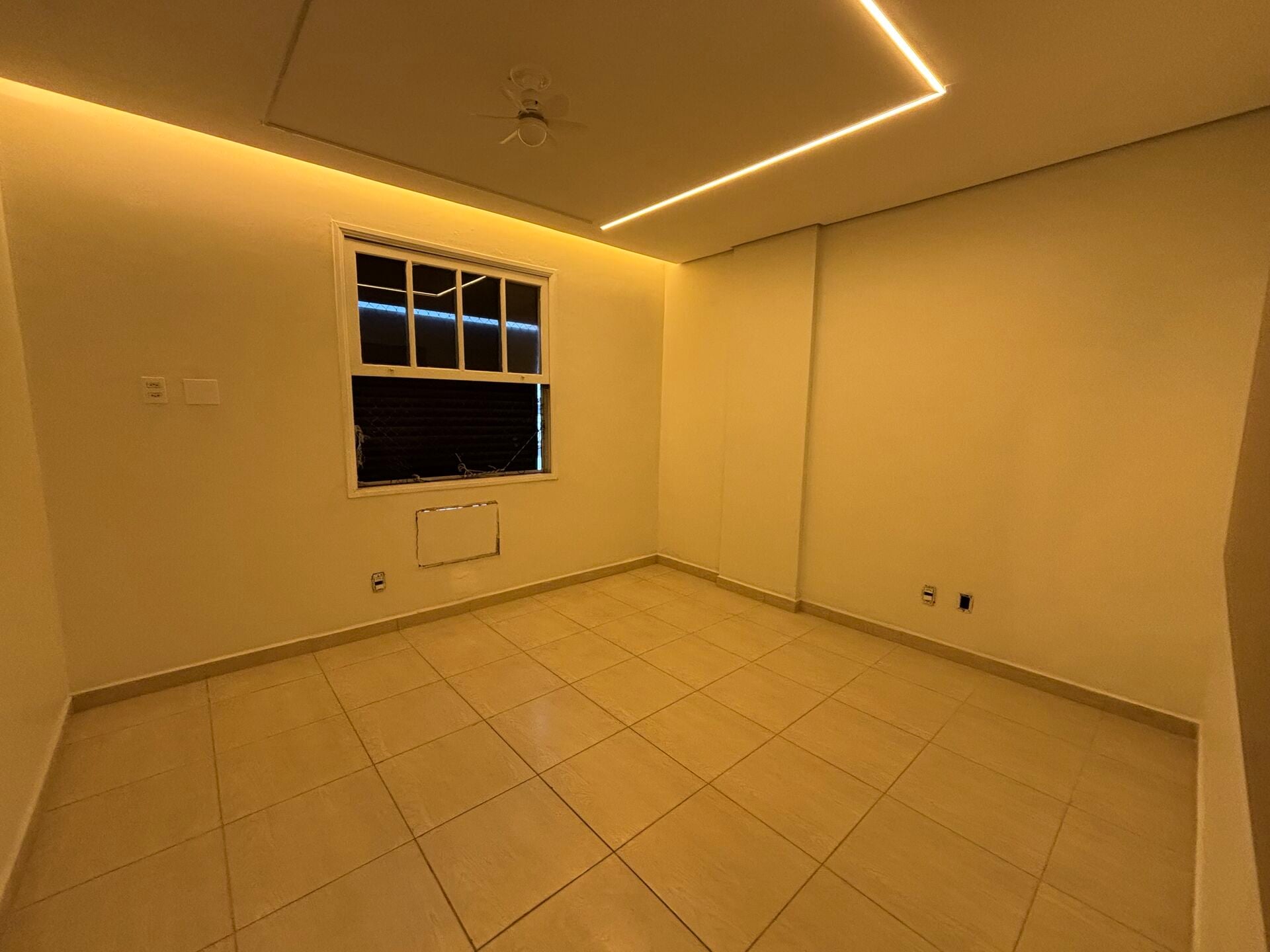 Apartamento 82 · 3 dorm. — Quarto