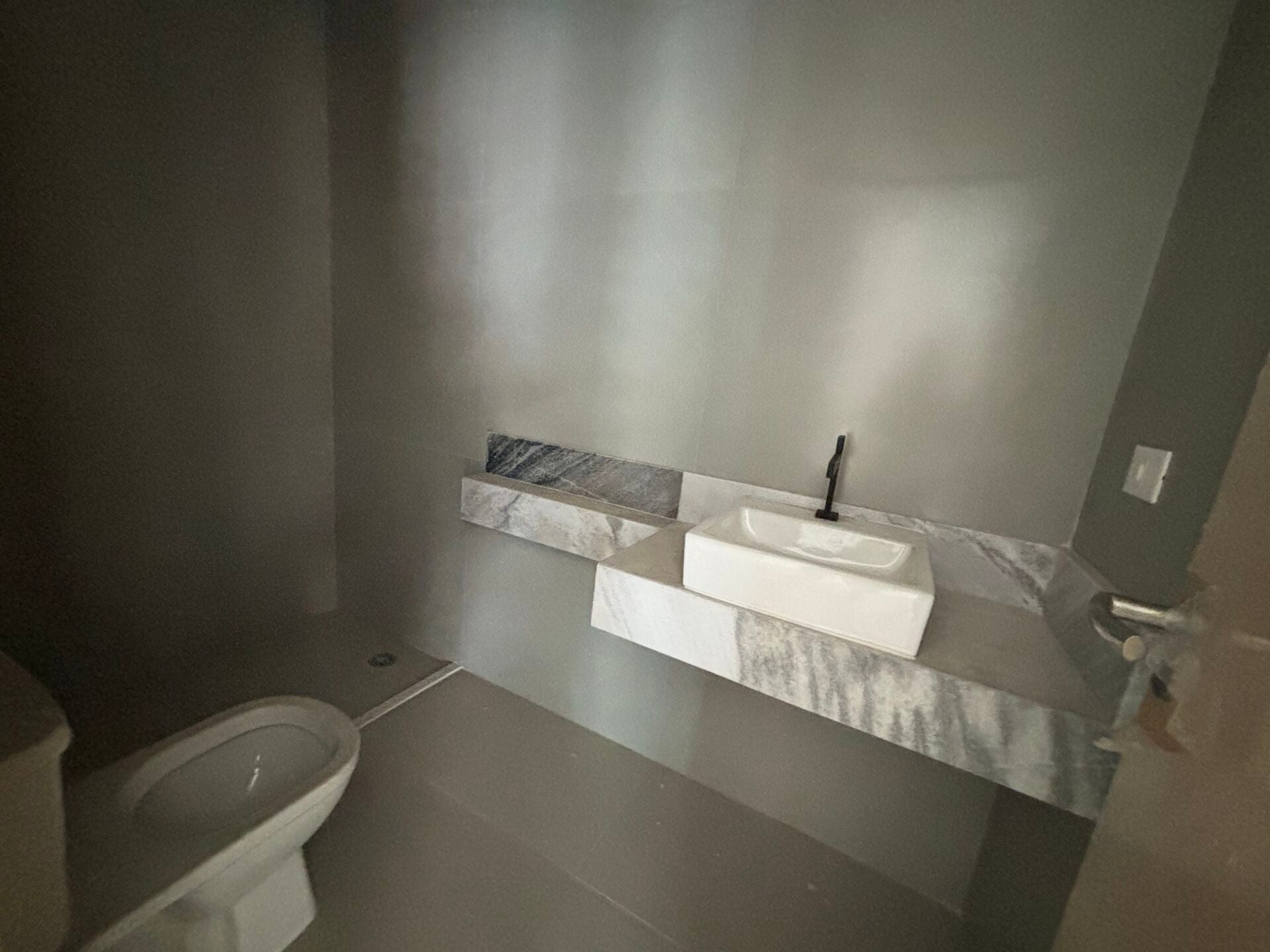 Apartamento 206 · 2 dorm. — Banheiro
