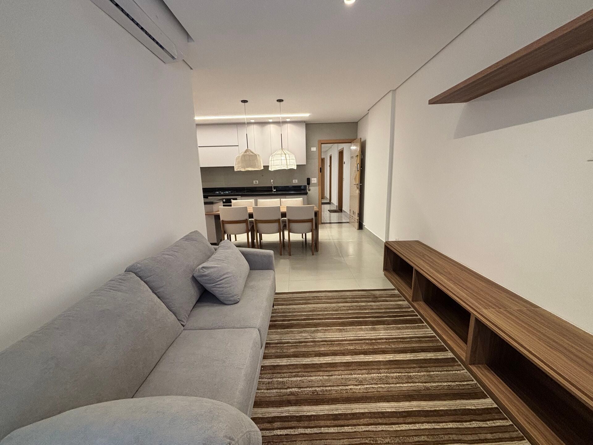 Apartamento Garden 43 · 2 dorm. — Sala