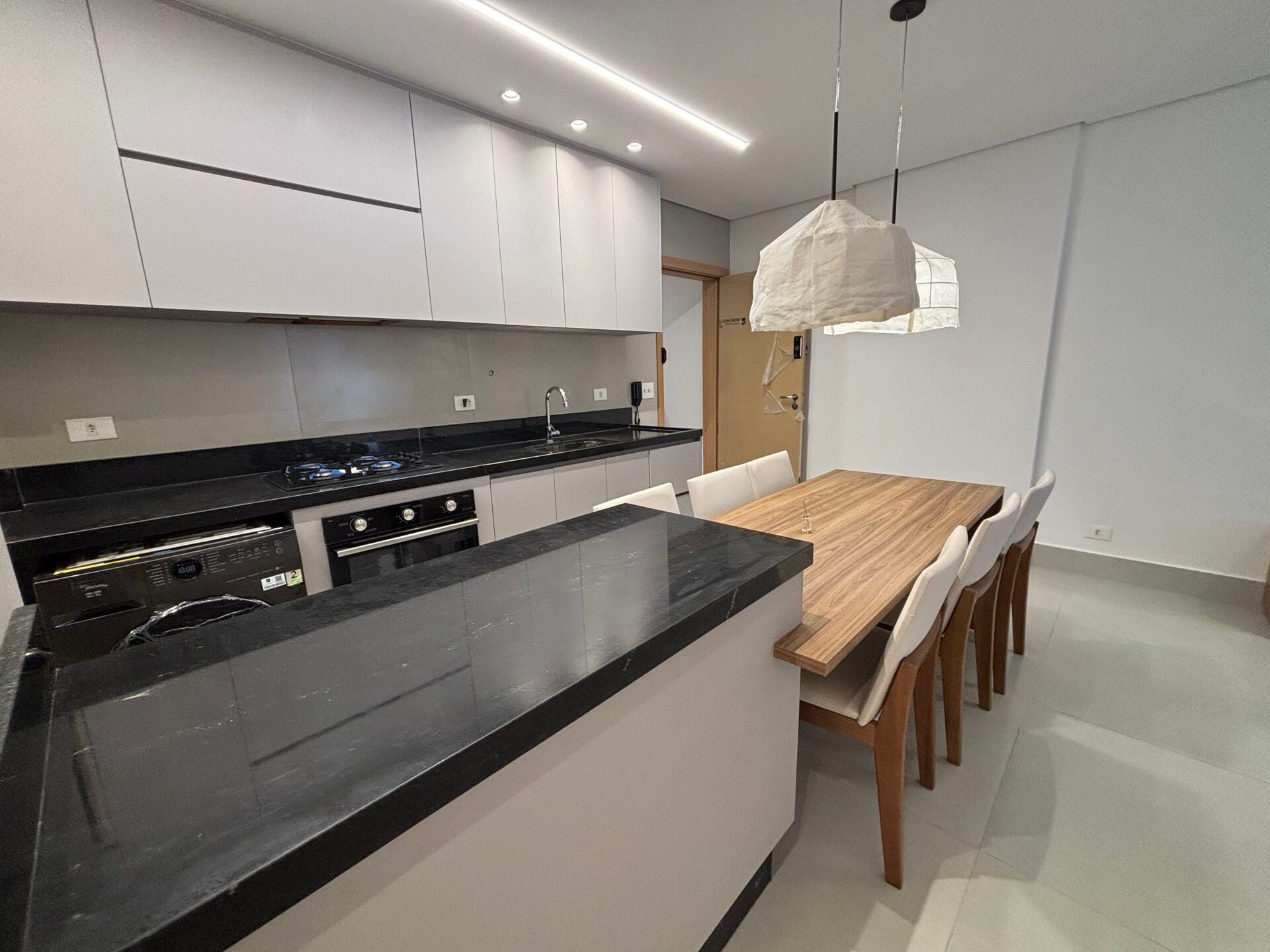 Apartamento Garden 43 · 2 dorm. — Sala