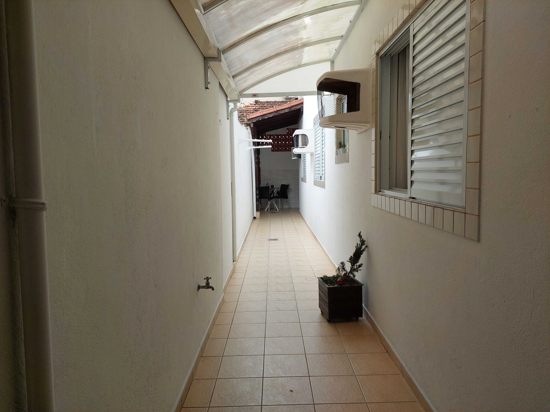 Casa térrea · 3 dorm. — Circulação