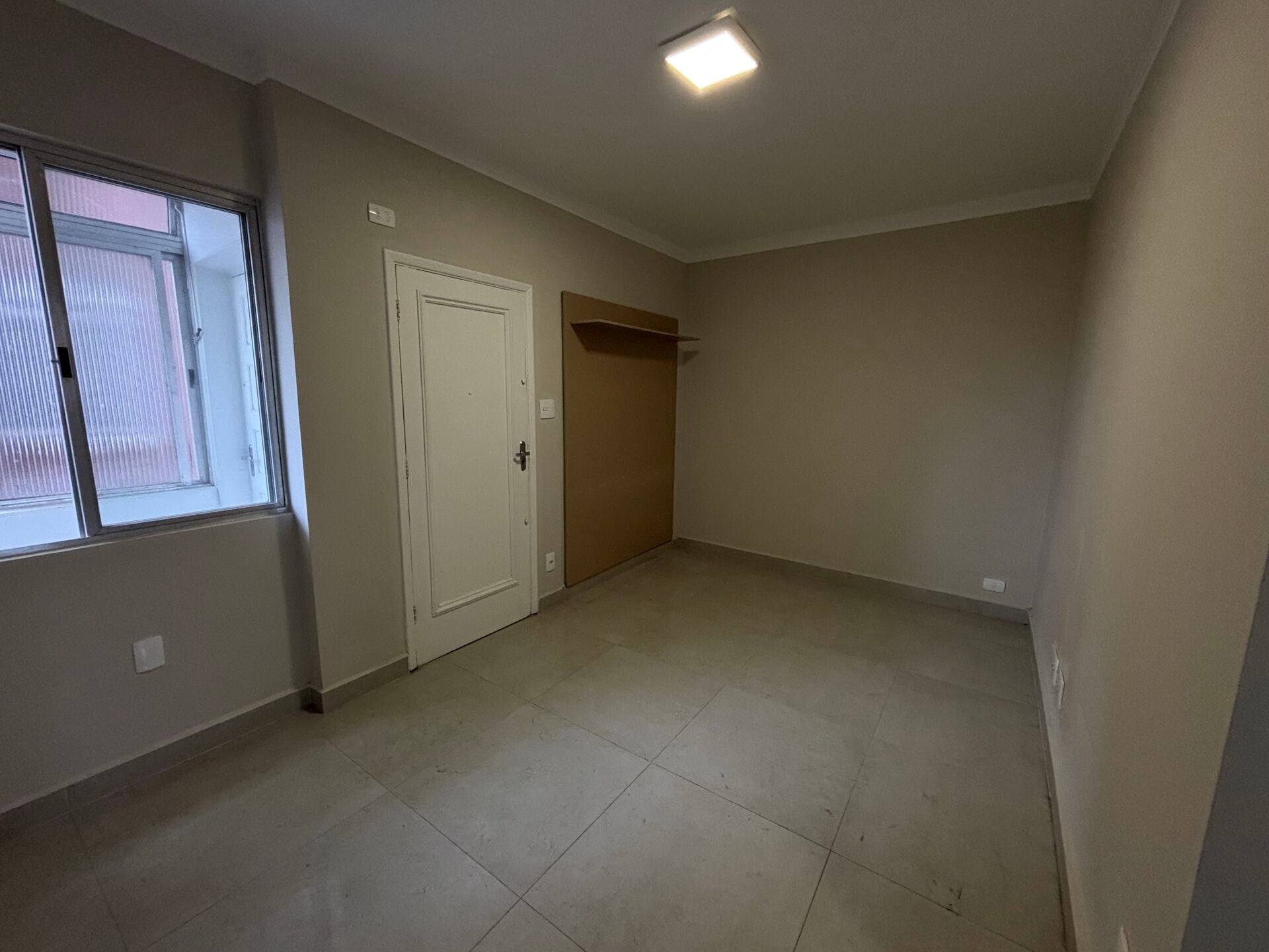 Apartamento 32 · 2 dorm. — Sala