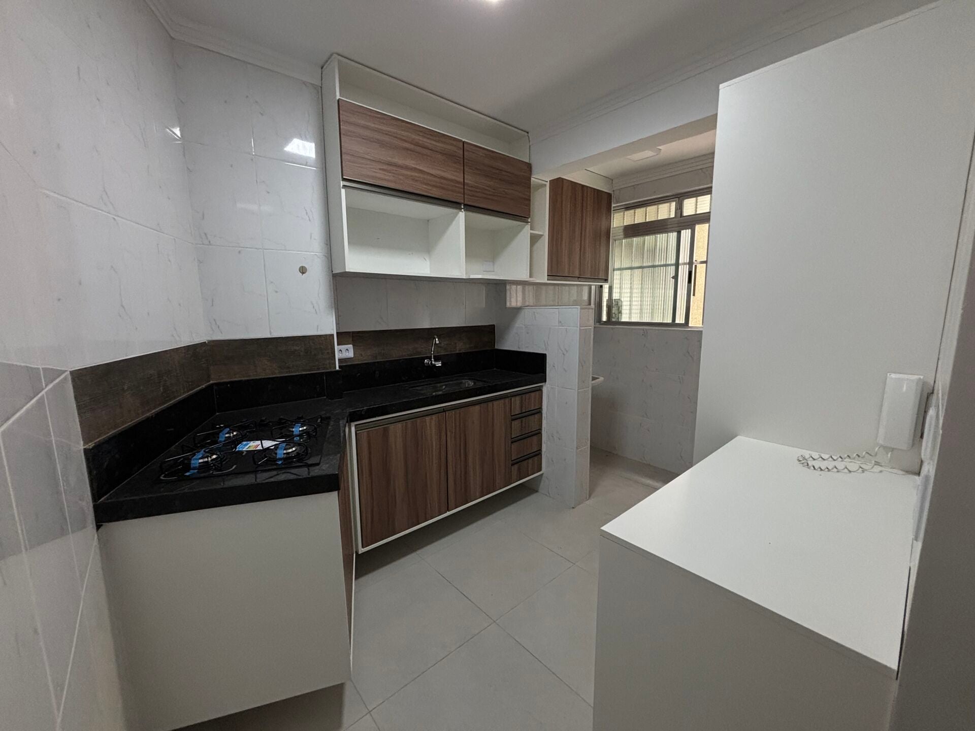 Apartamento 13 · 2 dorm. — Cozinha