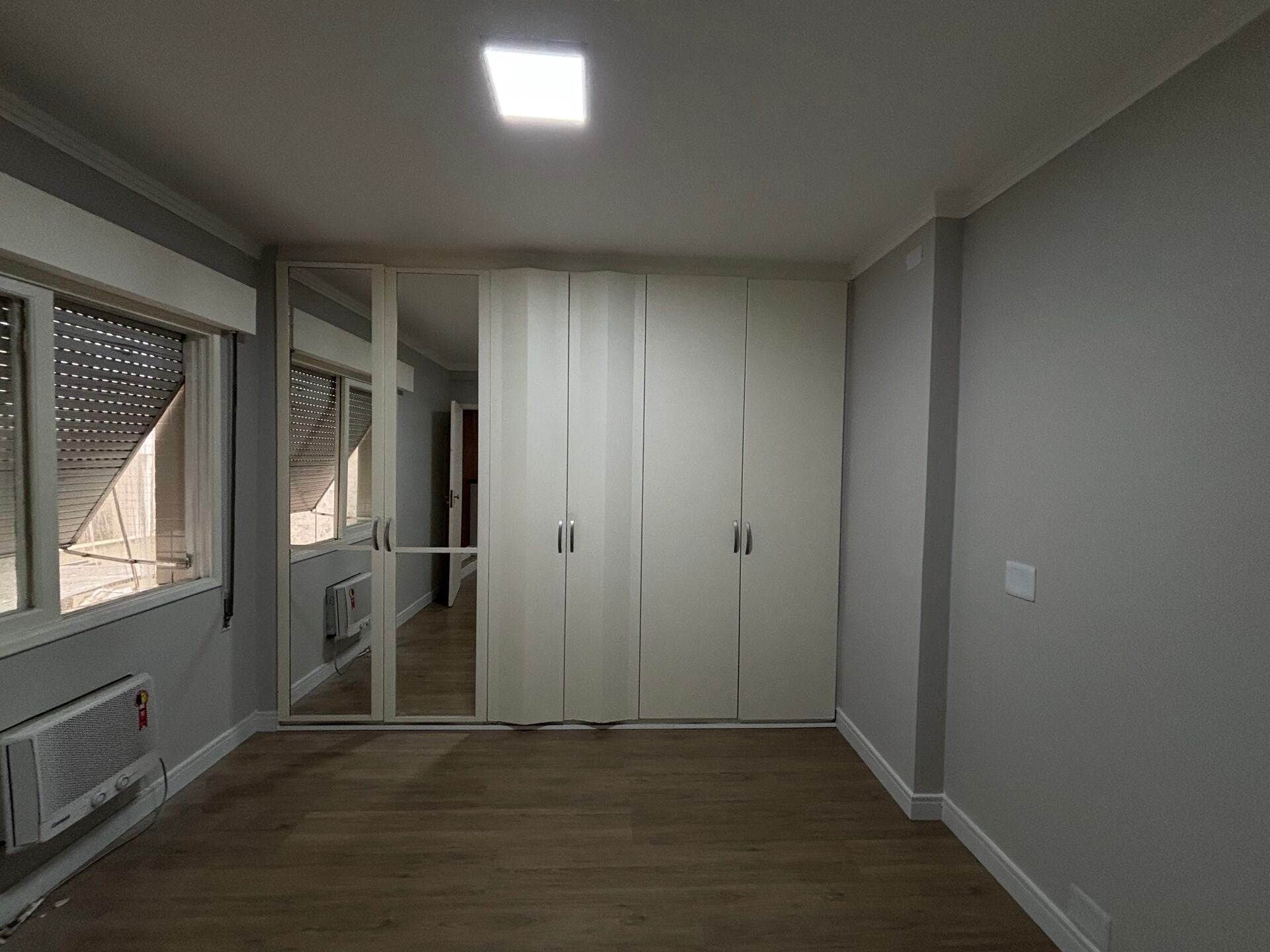 Apartamento 13 · 2 dorm. — Quarto 1