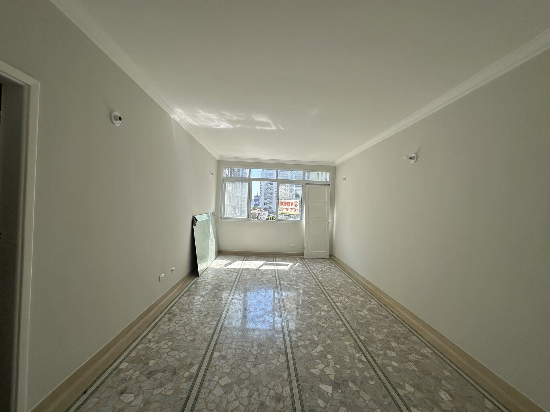 Apartamento · 2 dorm. — Sala