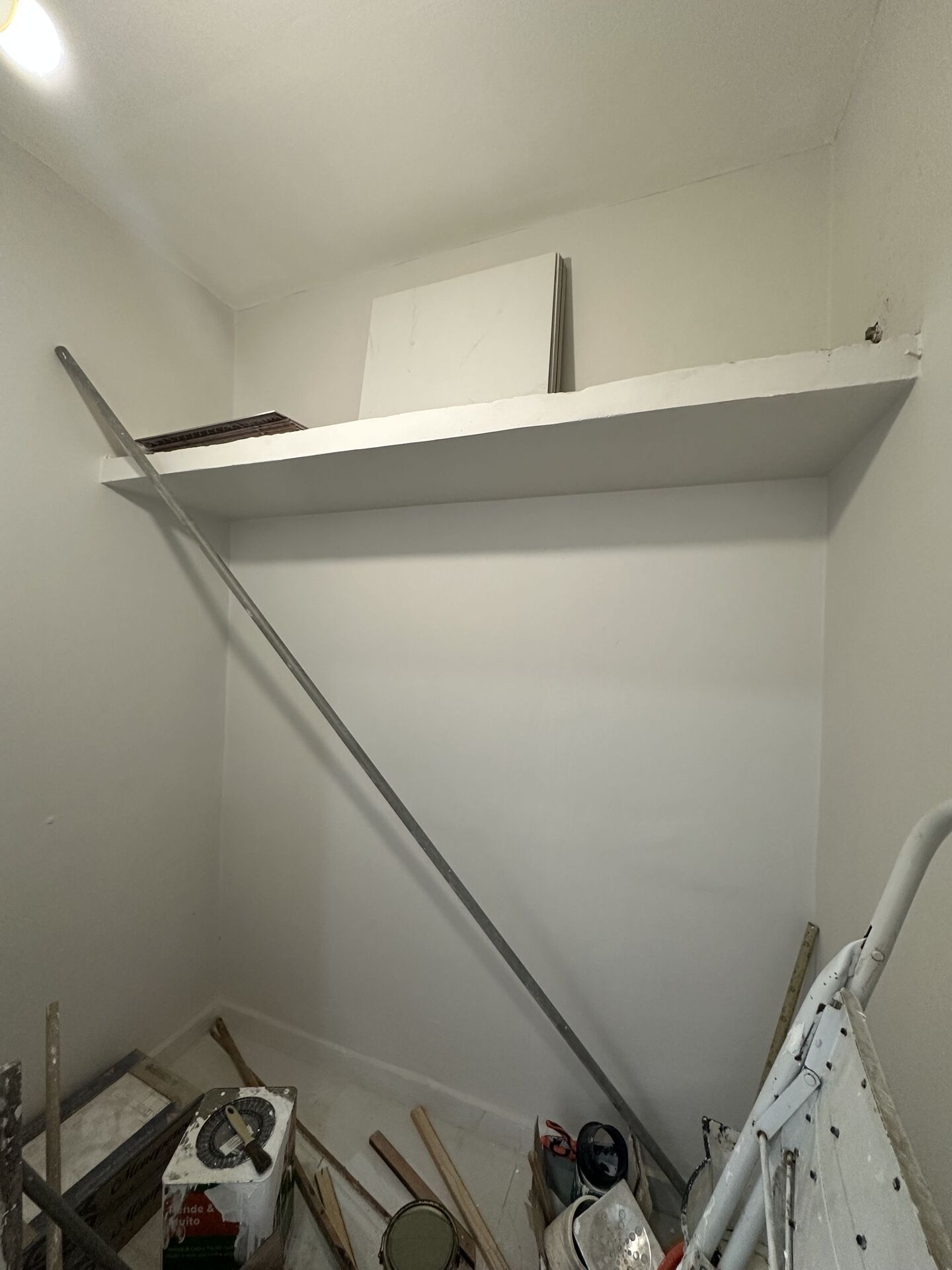 Apartamento · 2 dorm. — Área de serviço