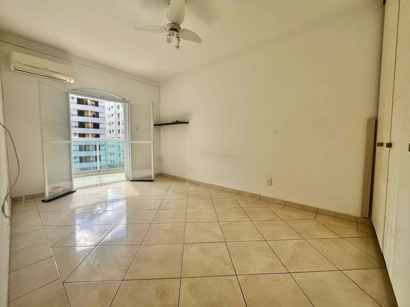 Apartamento · 3 dorm. — Quarto 1