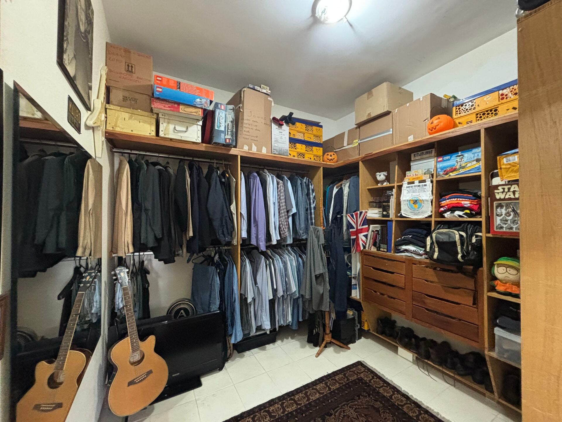 Casa com edícula · 3 dorm. — Closet