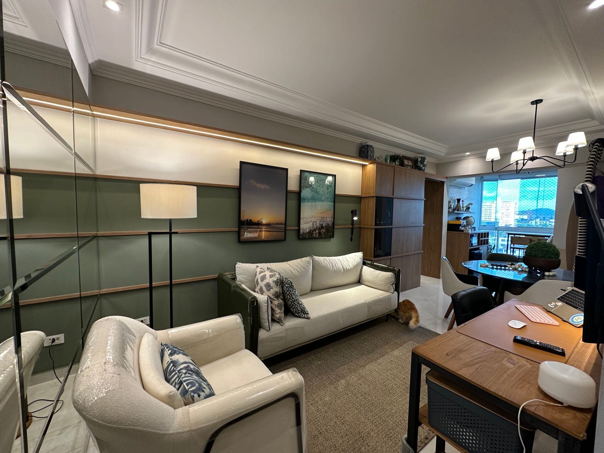 Apartamento · 2 dorm. — Sala
