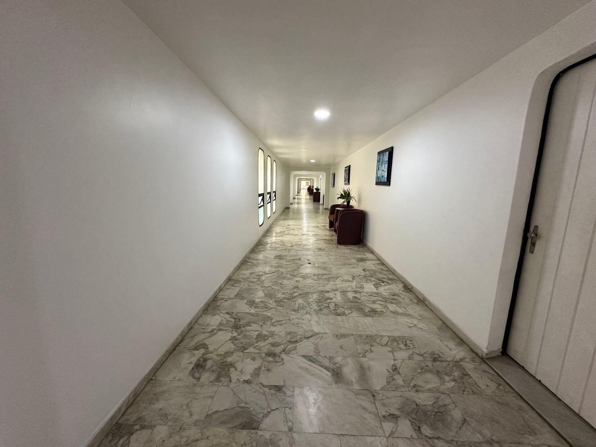 Apartamento · 2 dorm. — Circulação