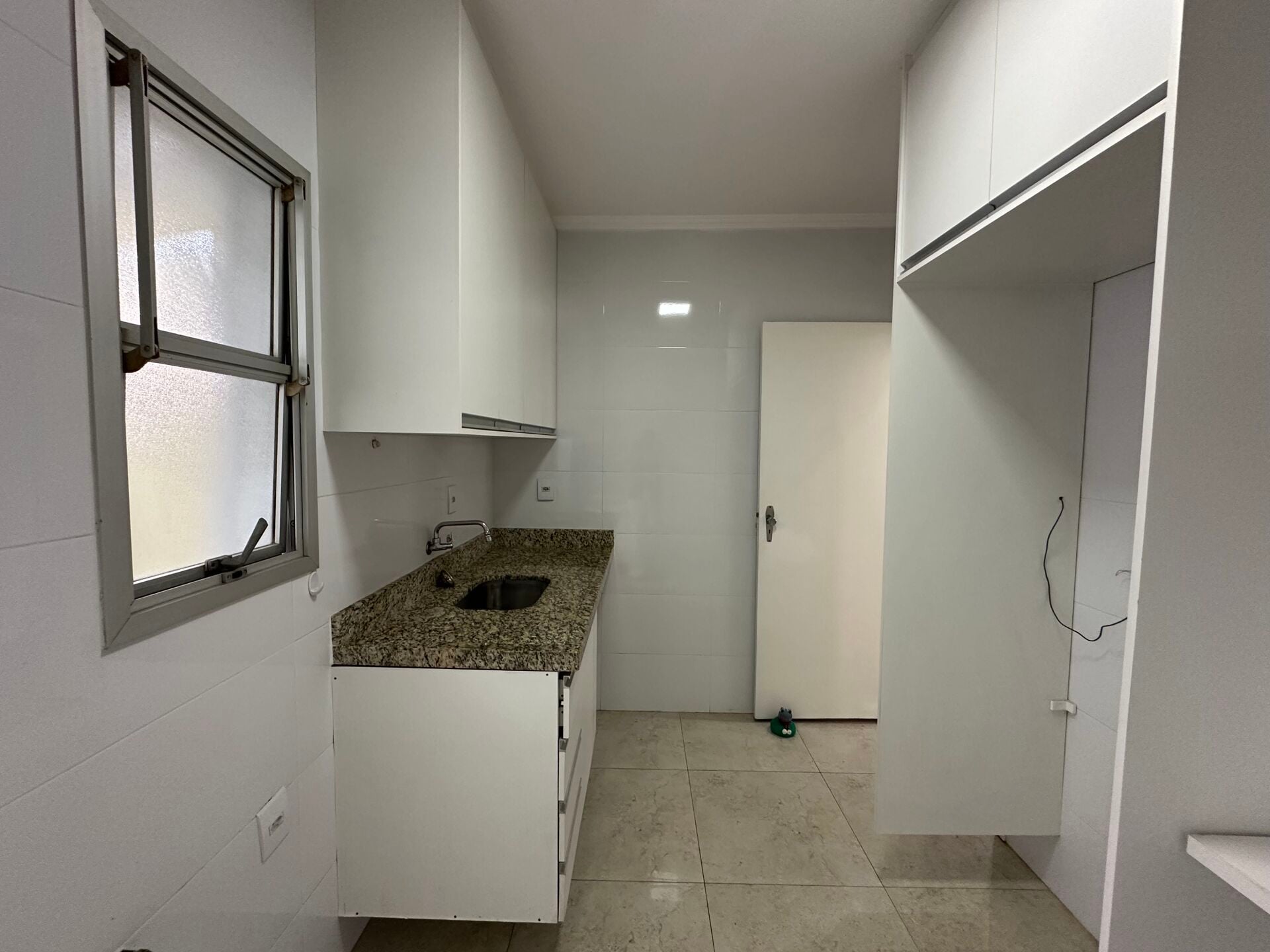 Apartamento · 2 dorm. — Cozinha