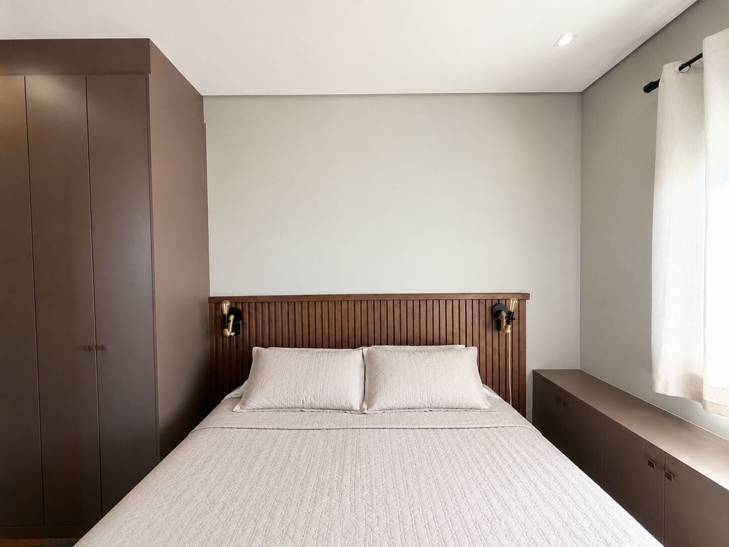 Apartamento · 2 dorm. — Suíte