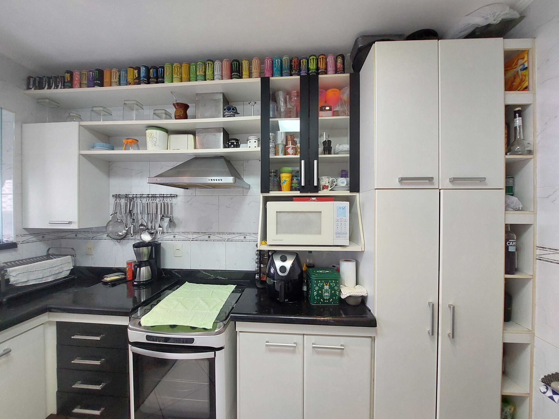 Apartamento · 3 dorm. — Cozinha