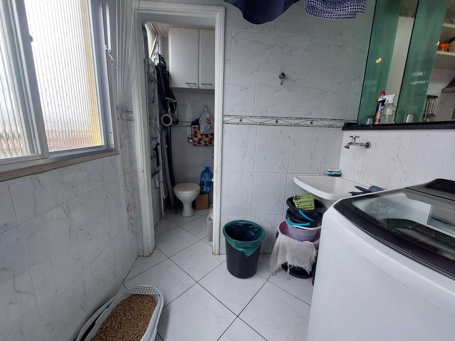 Apartamento · 3 dorm. — Banheiro de servico