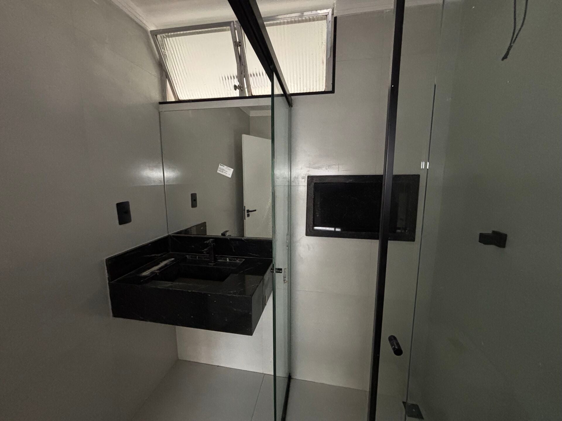 Apartamento · 3 dorm. — Banheiro