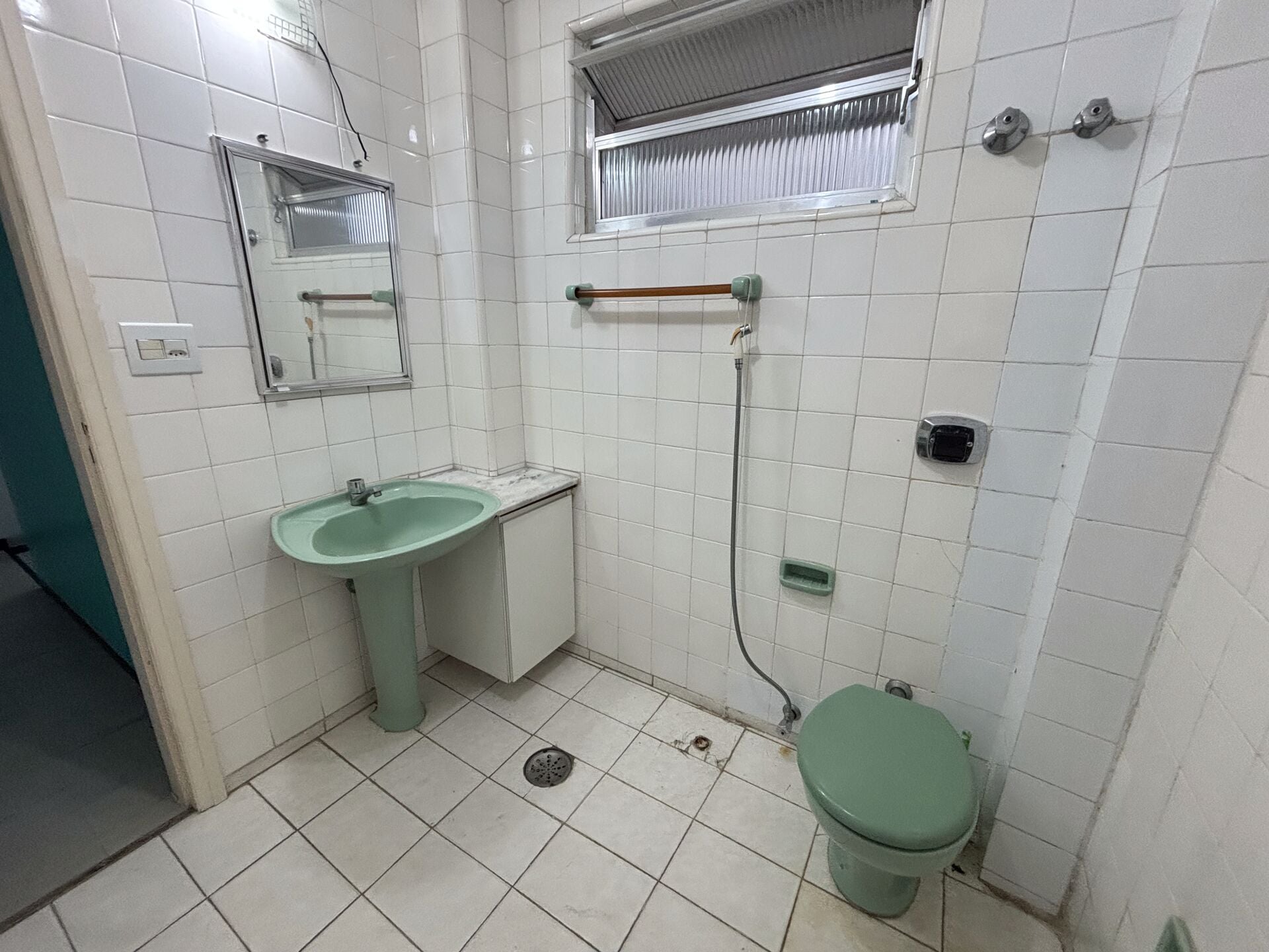 Apartamento · 1 dorm. — Banheiro