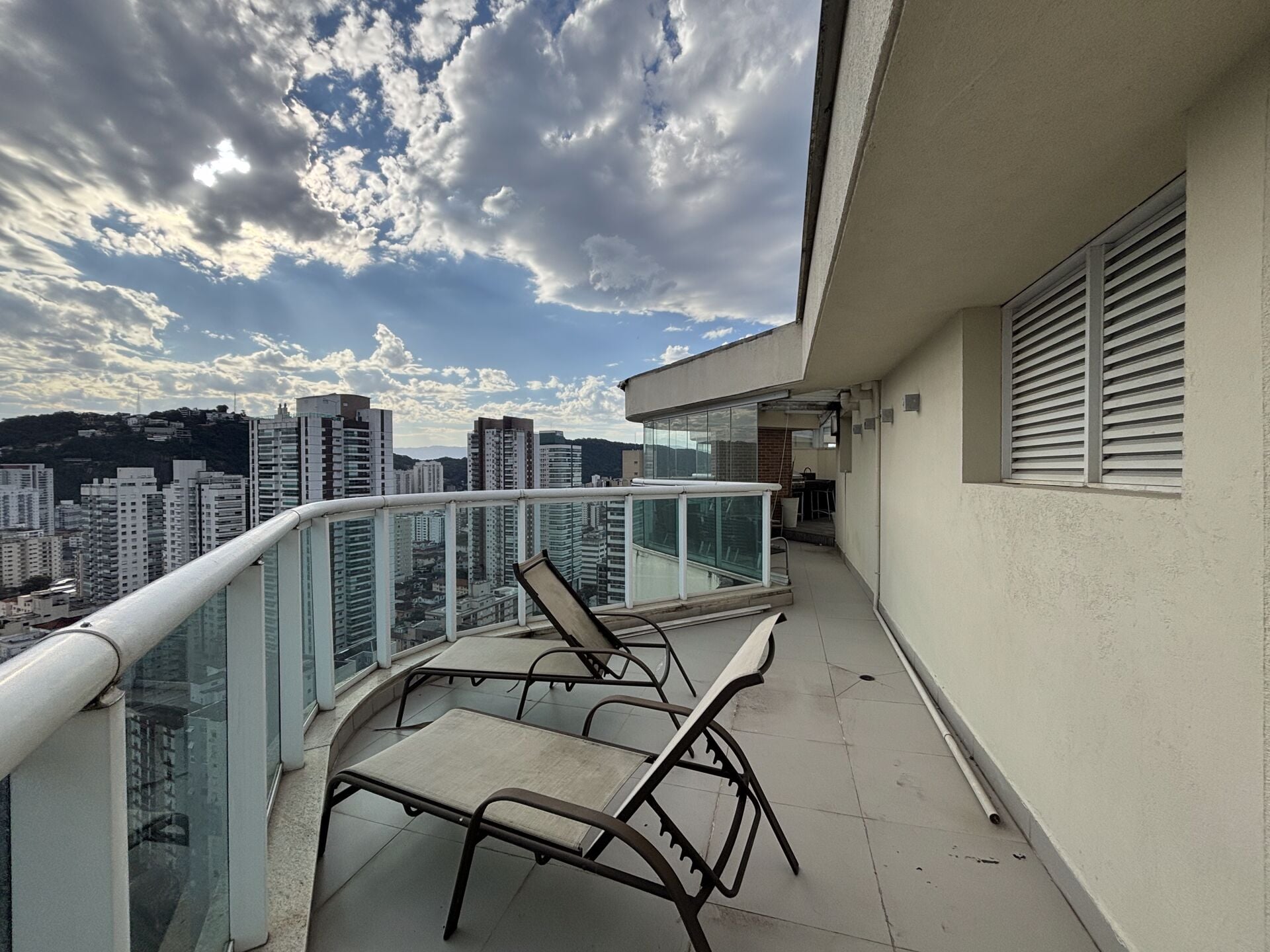 Apartamento cobertura duplex · 1 dorm. — Varanda