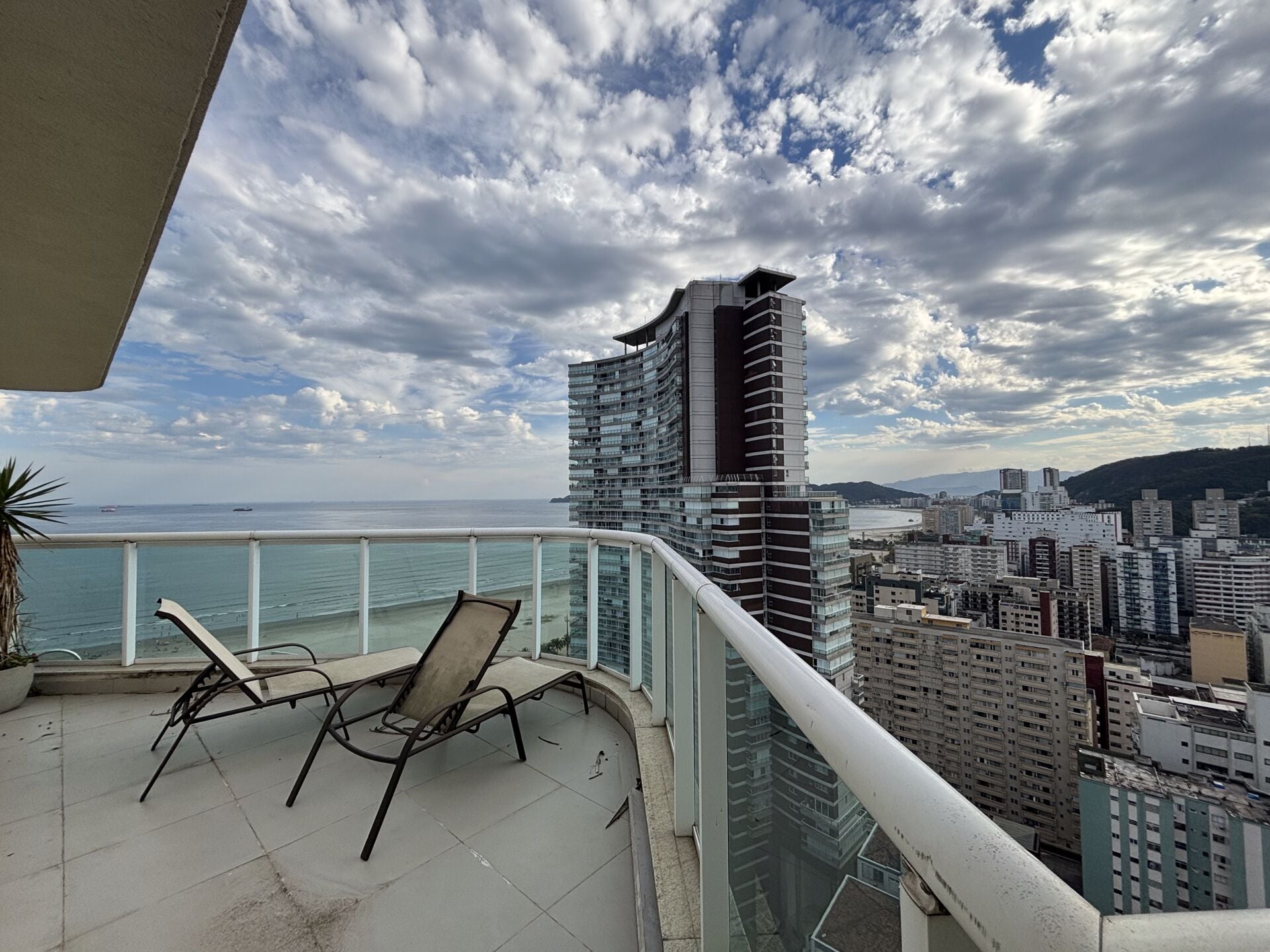 Apartamento cobertura duplex · 1 dorm. — Varanda