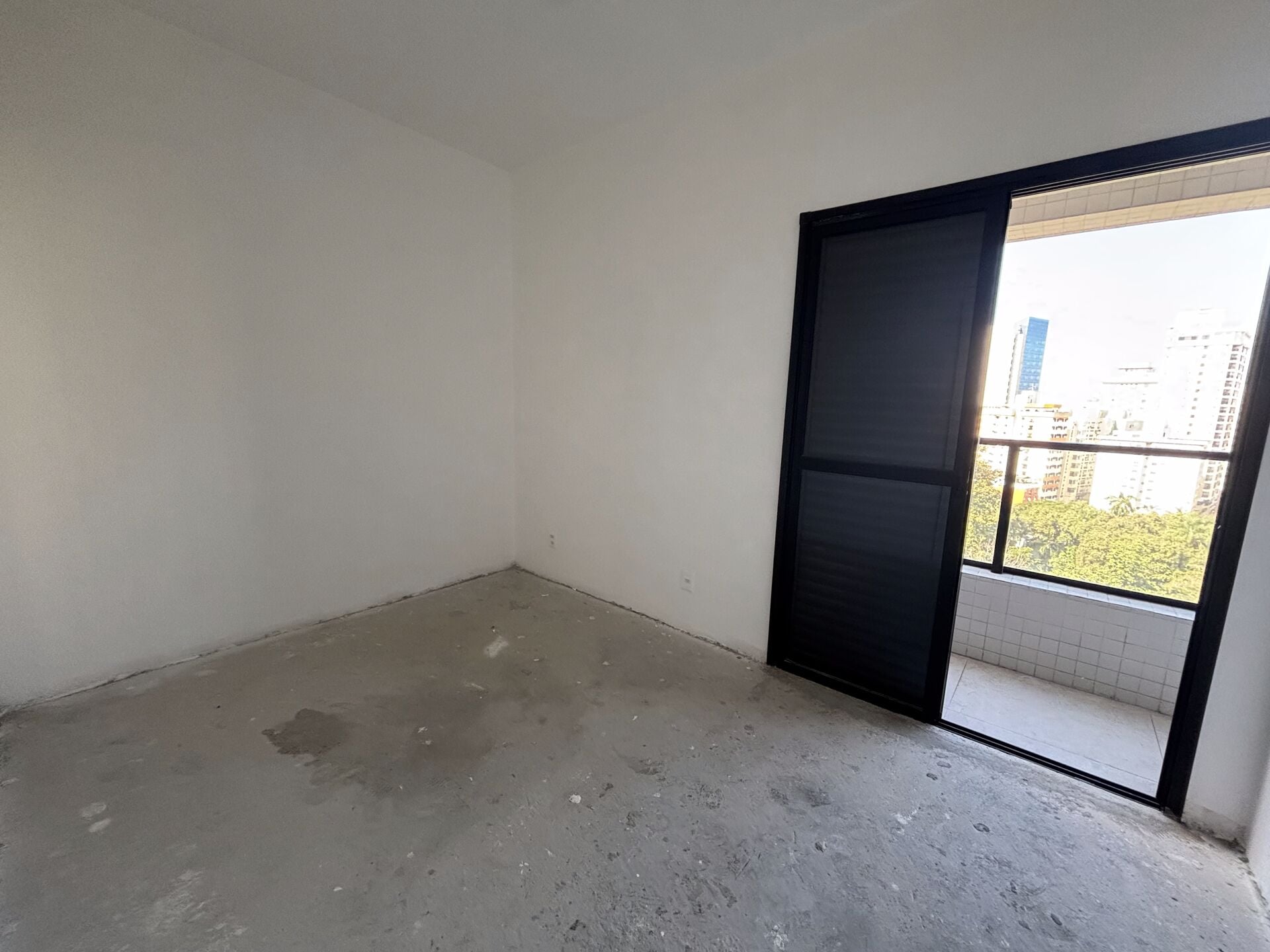 Apartamento · 2 dorm. — Suíte