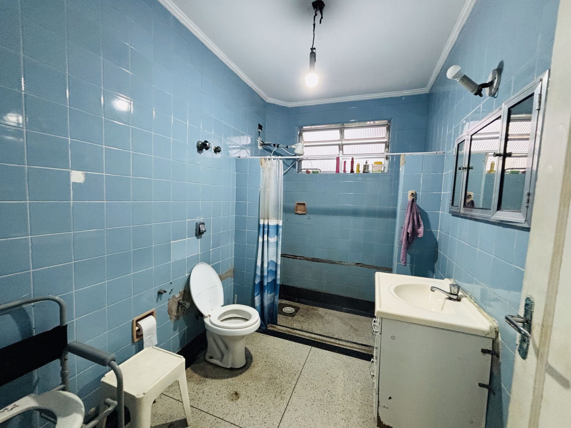 Apartamento · 3 dorm. — Banheiro