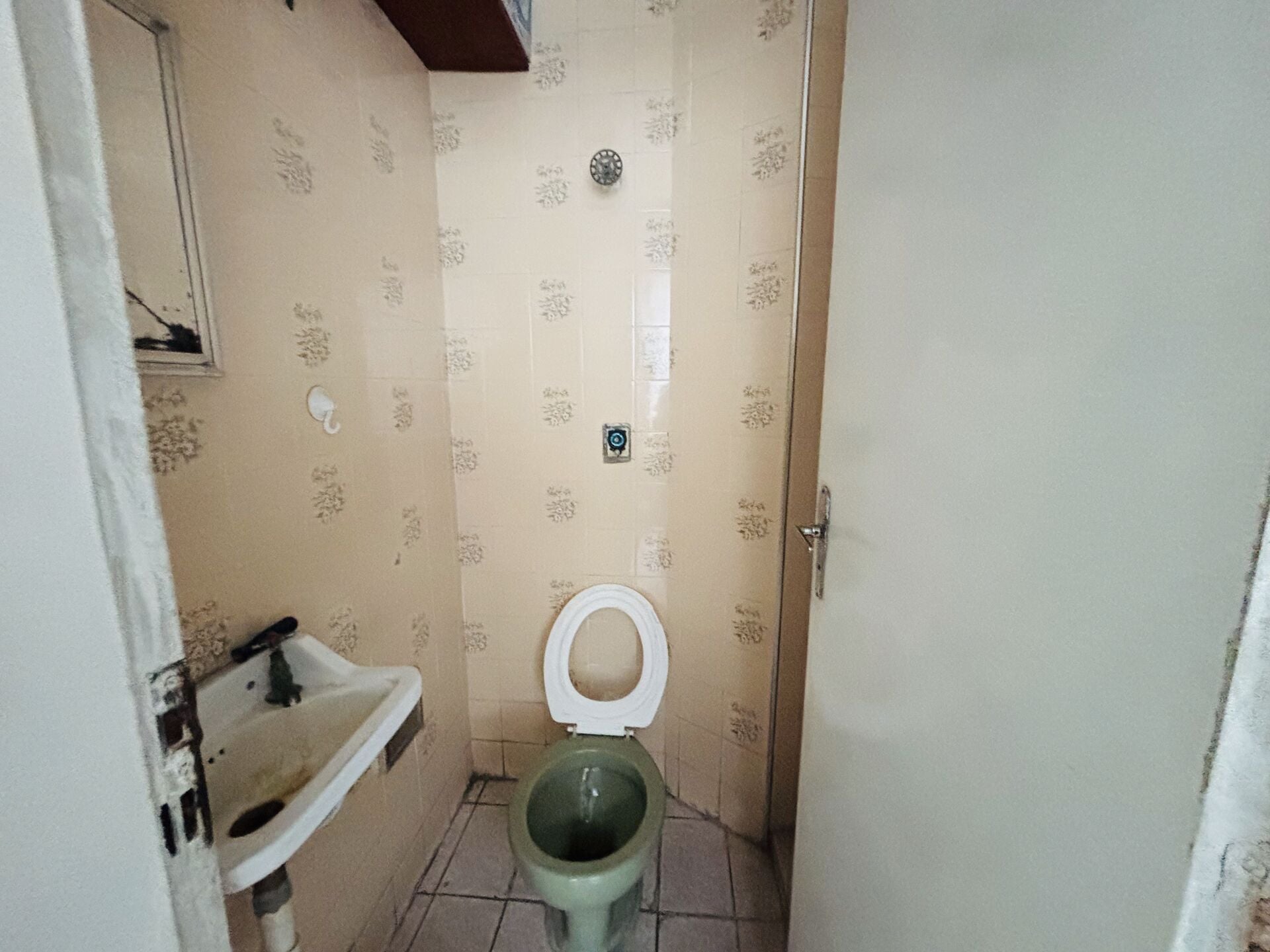 Apartamento · 3 dorm. — Banheiro de servico