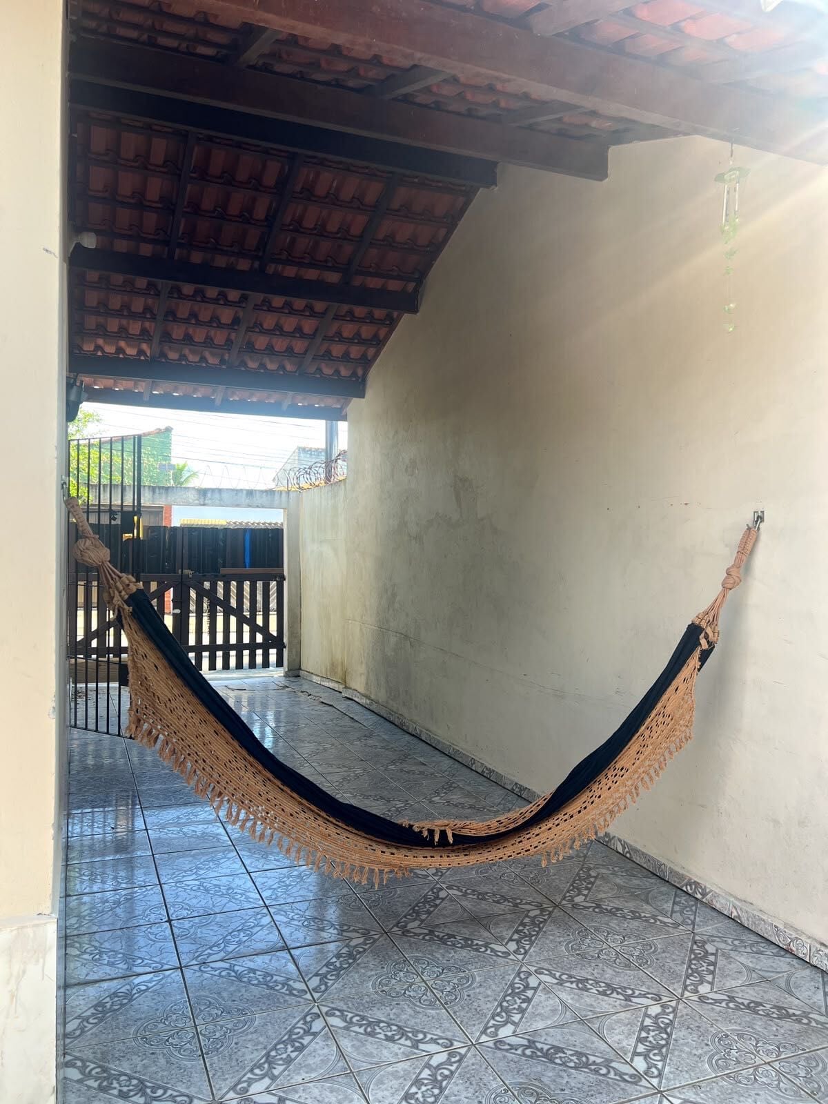 Casa · 2 dorm. — Varanda