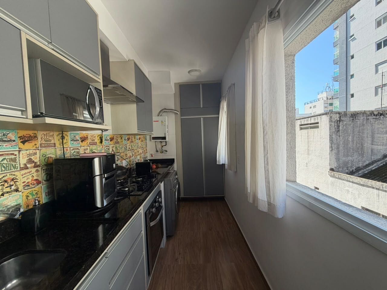 Apartamento · 2 dorm. — Cozinha
