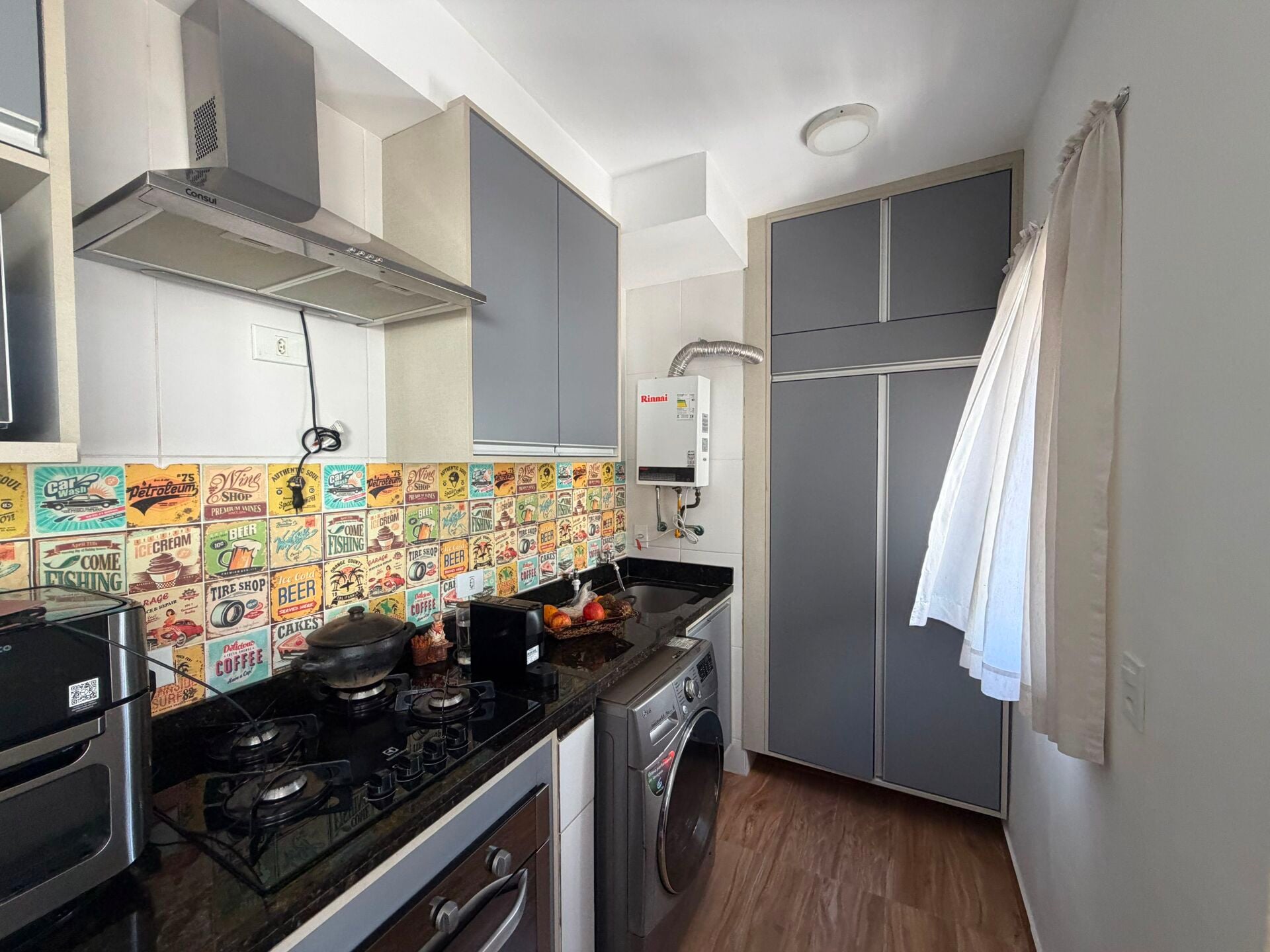 Apartamento · 2 dorm. — Cozinha