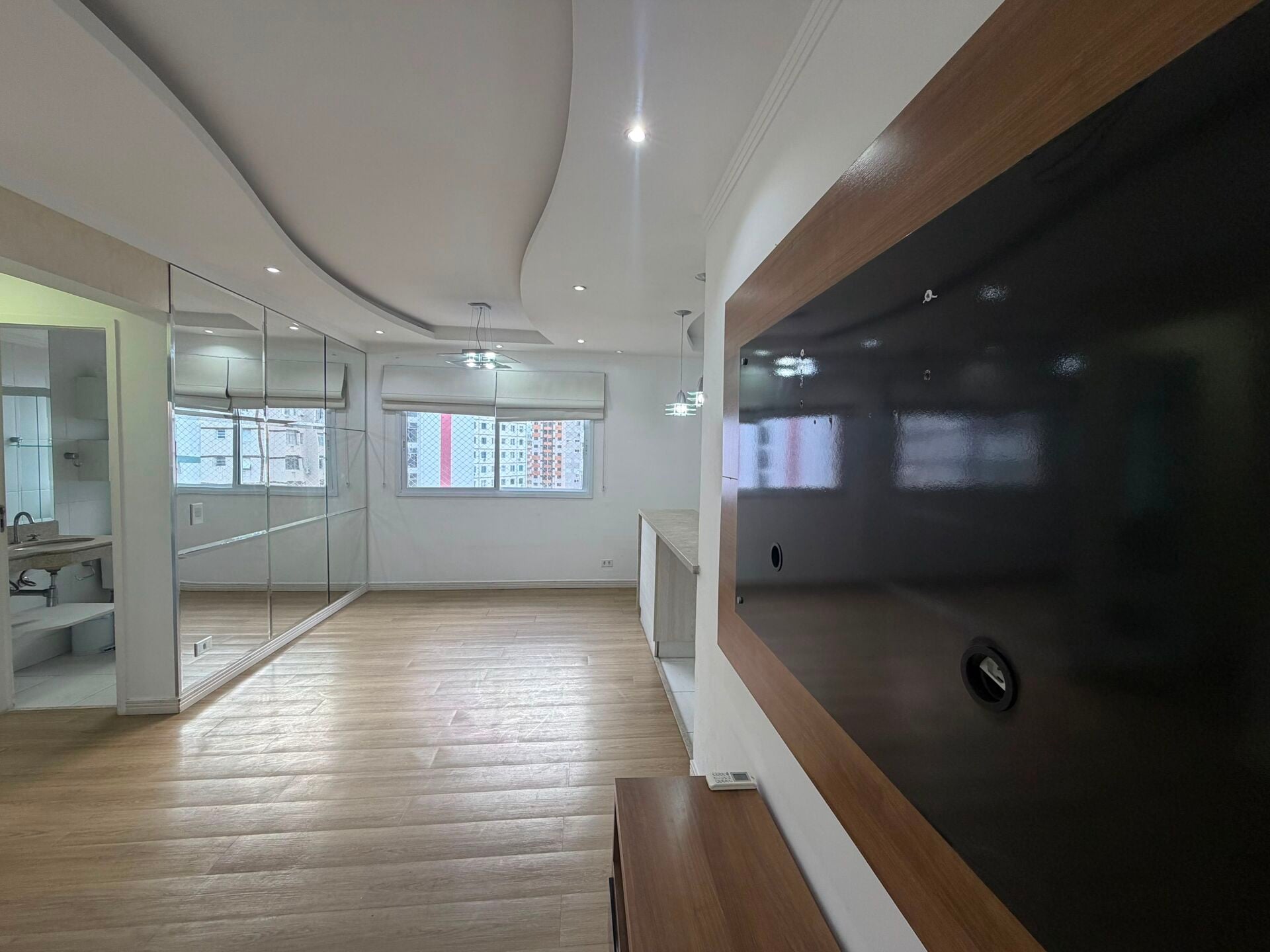 Apartamento · 2 dorm. — Sala