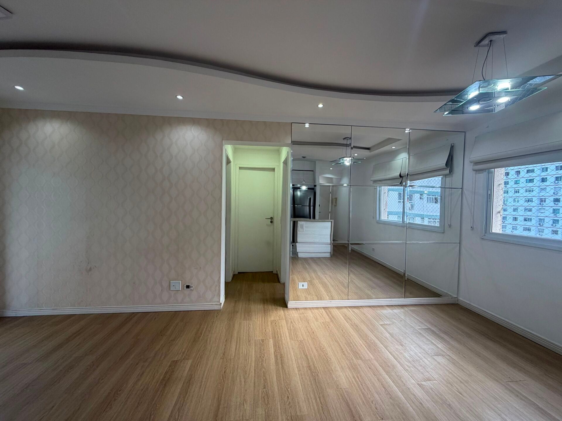 Apartamento · 2 dorm. — Sala