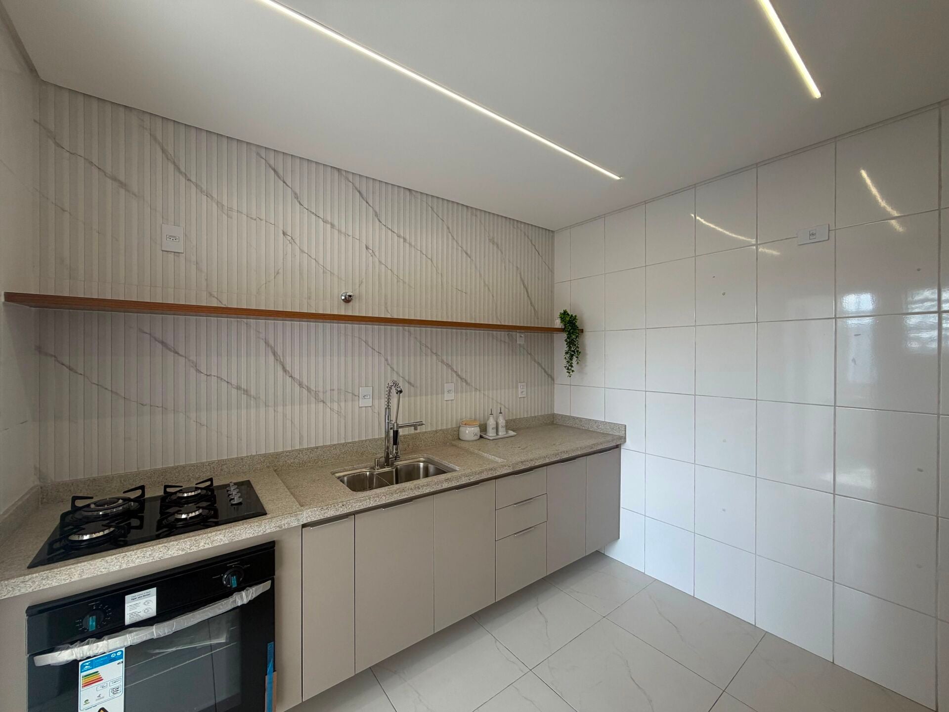 Apartamento · 2 dorm. — Cozinha