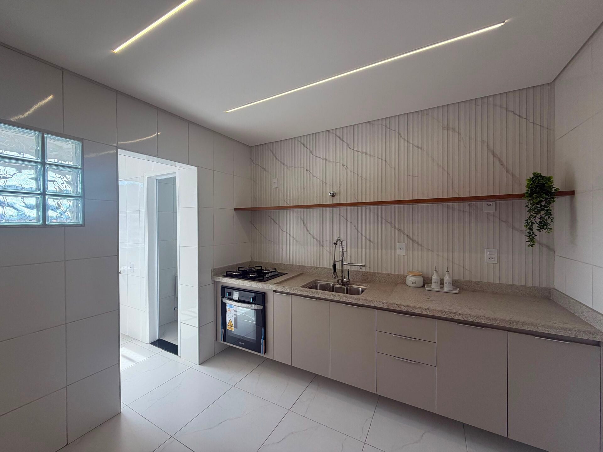 Apartamento · 2 dorm. — Cozinha