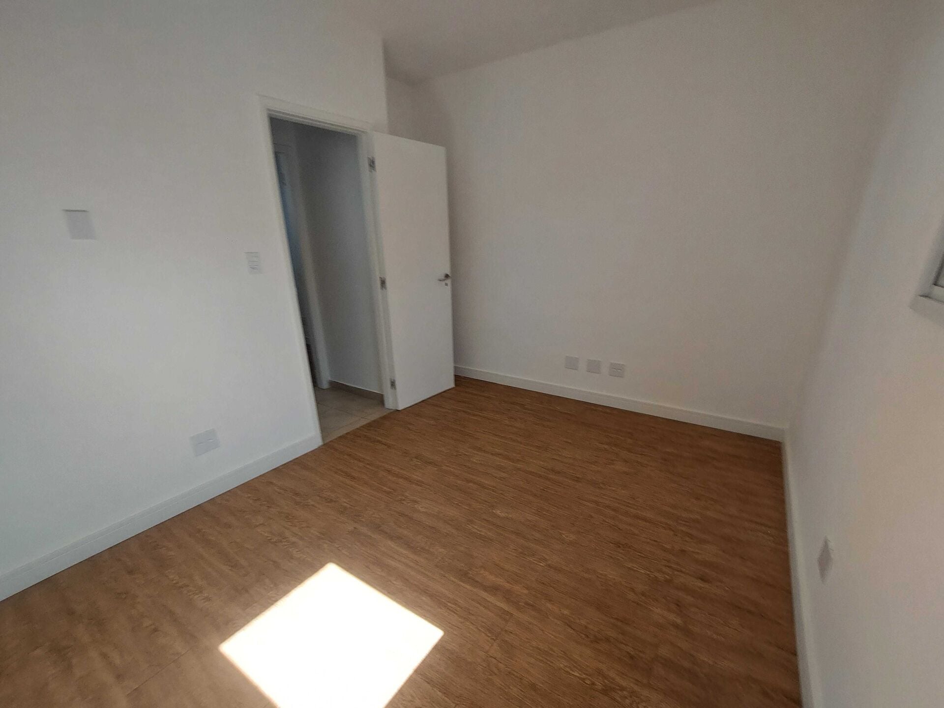 Casa em condomínio · 2 dorm. — Quarto
