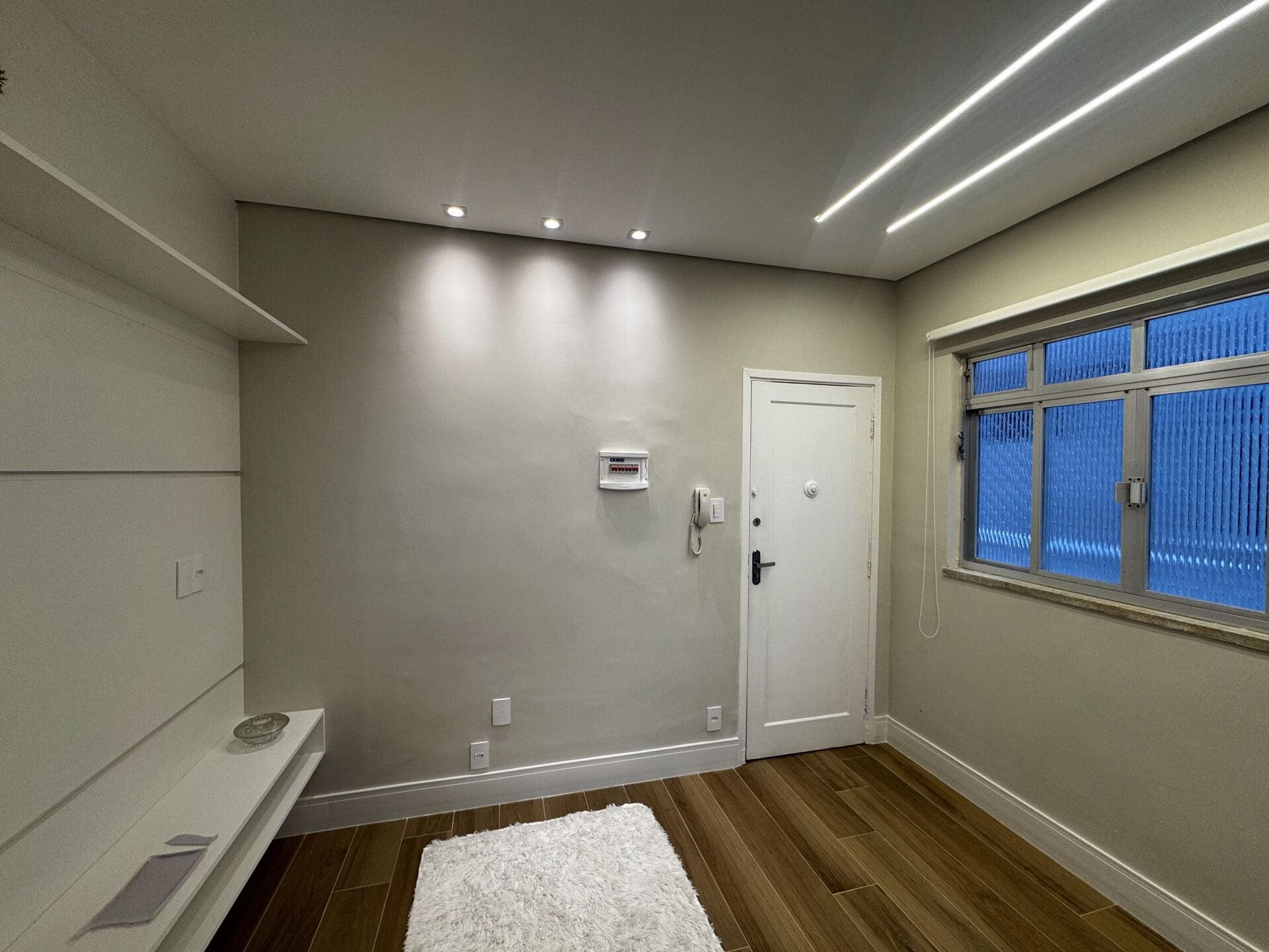 Apartamento · 2 dorm. — Sala