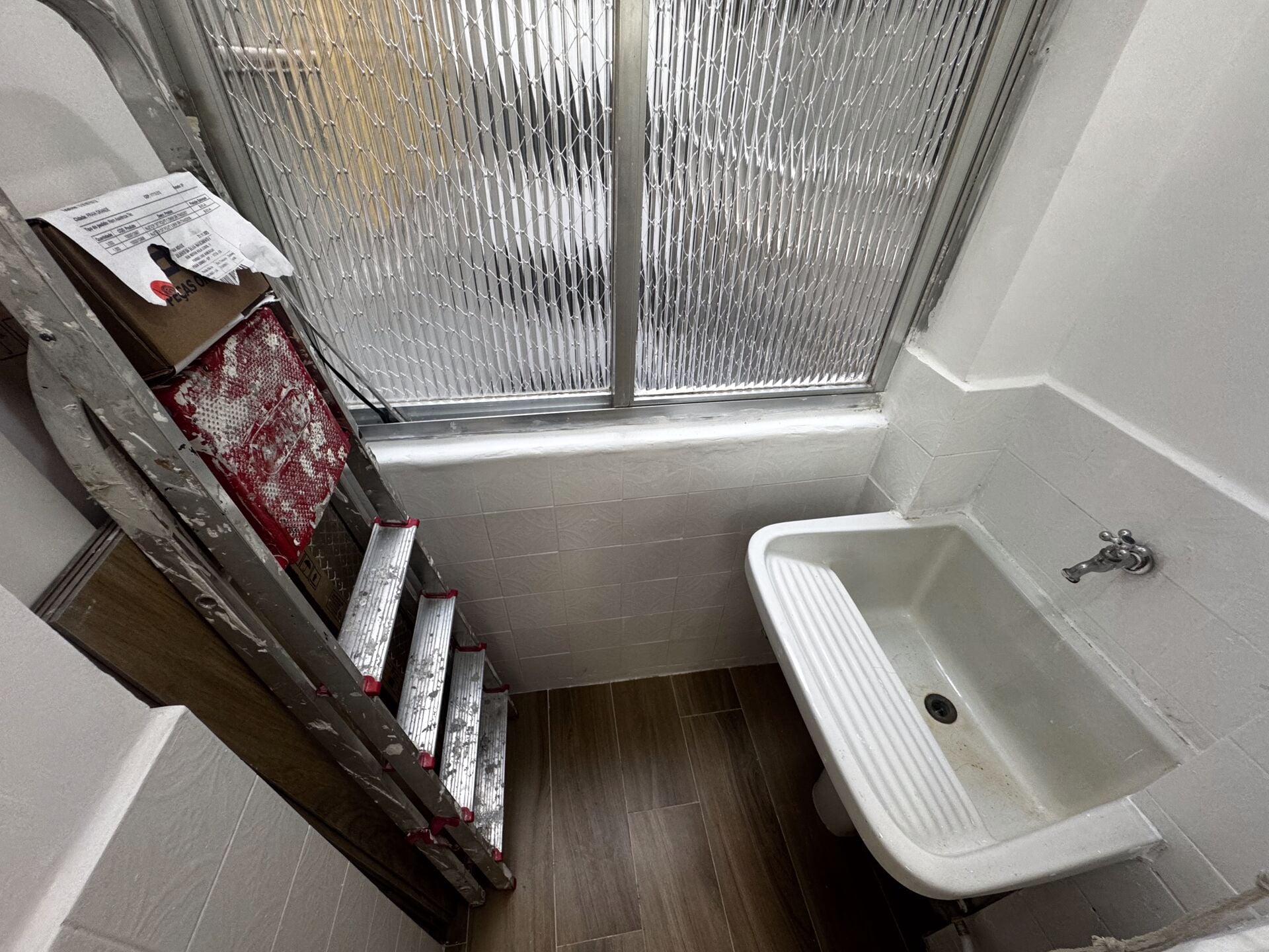 Apartamento · 2 dorm. — Área de serviço