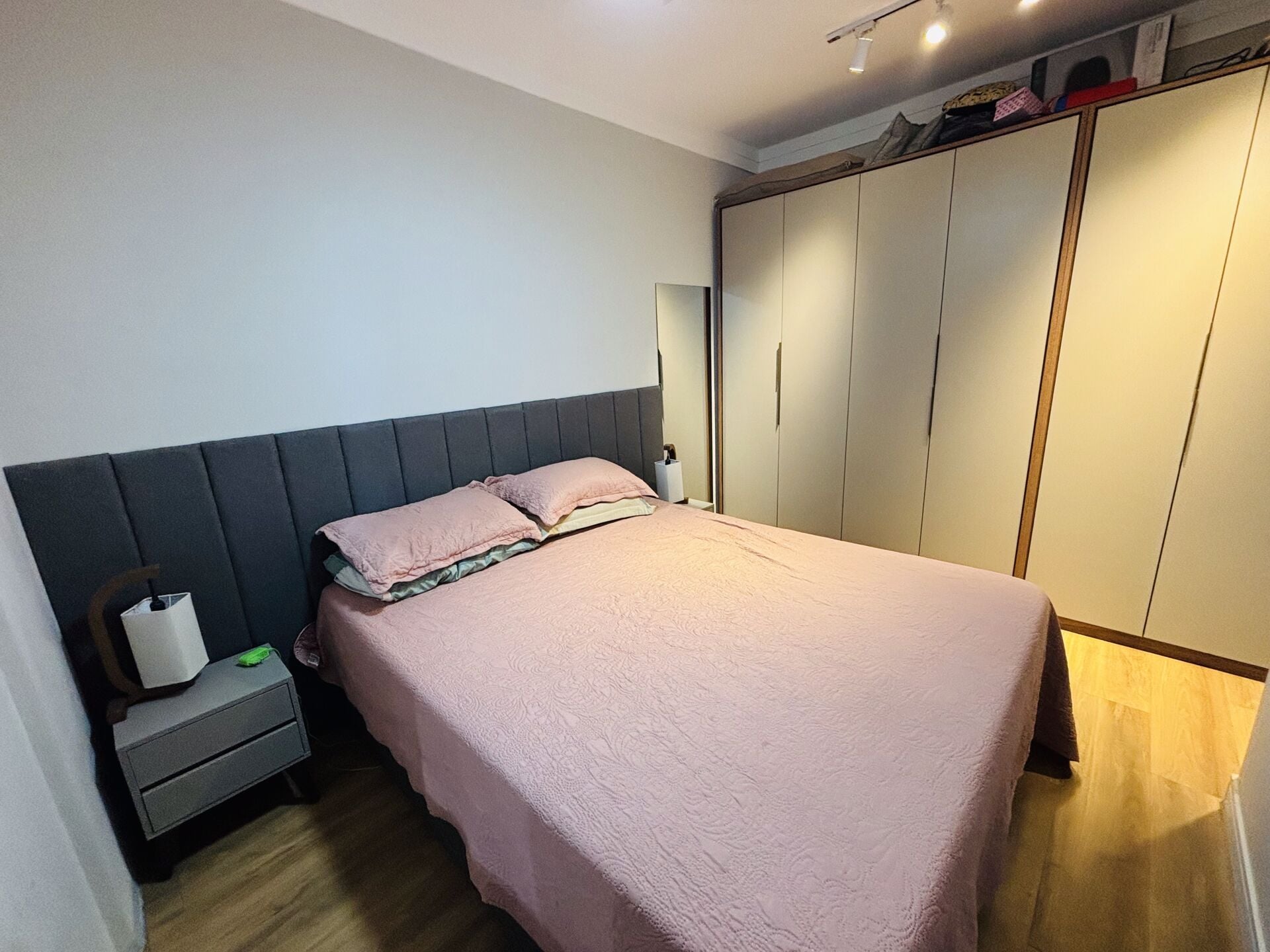 Apartamento Garden · 2 dorm. — Suíte
