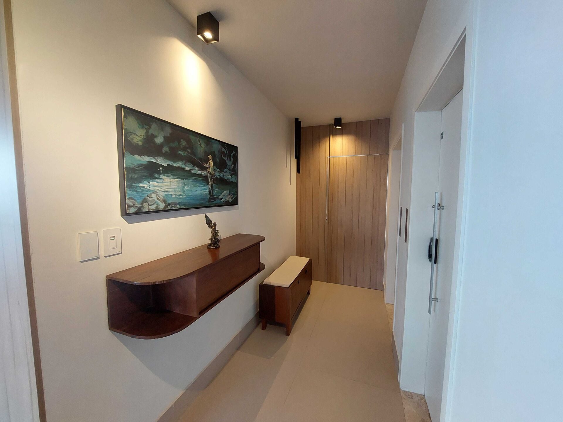 Apartamento alto padrão · 4 dorm. — Circulação