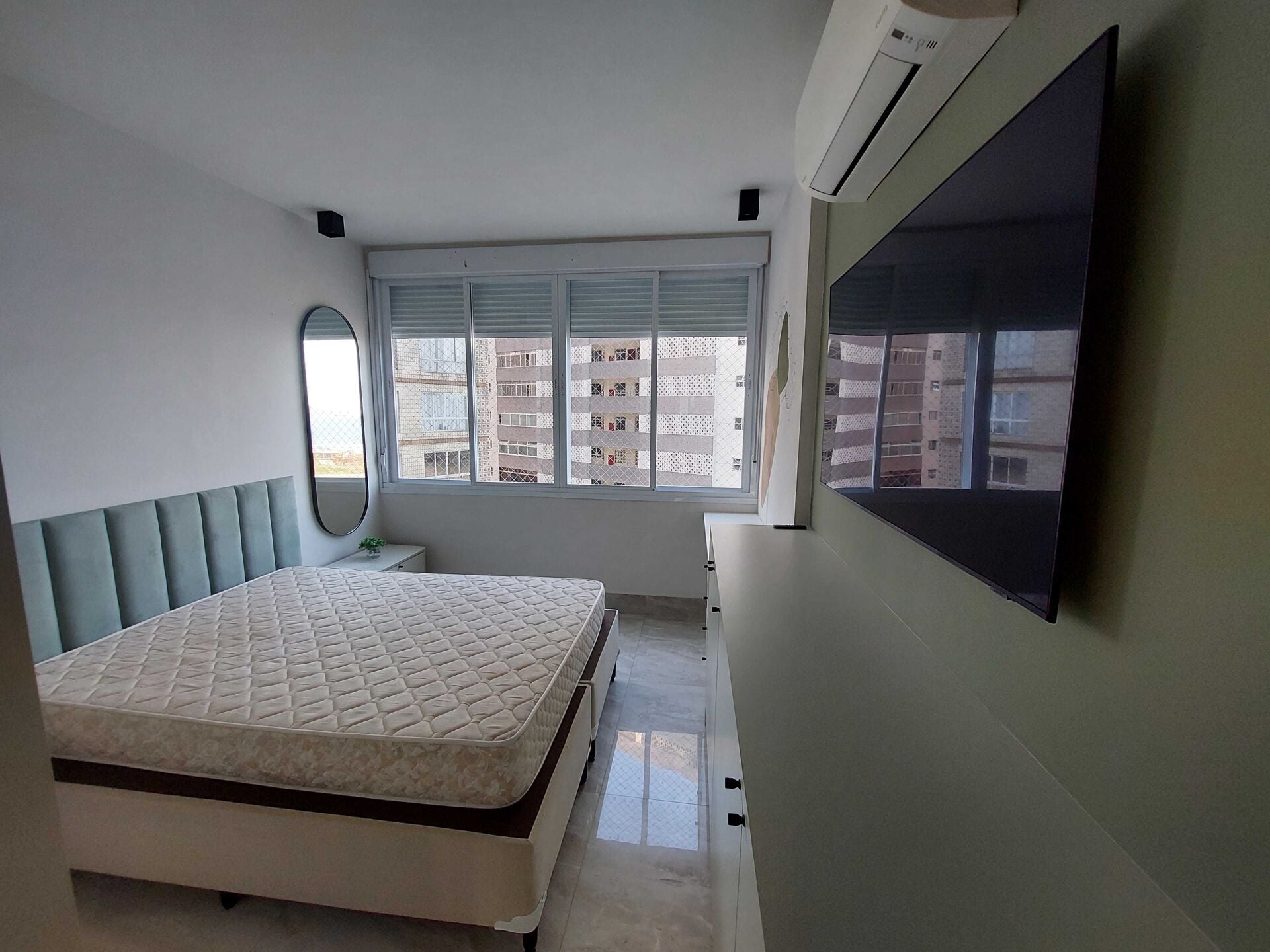 Apartamento alto padrão · 4 dorm. — Suíte 2