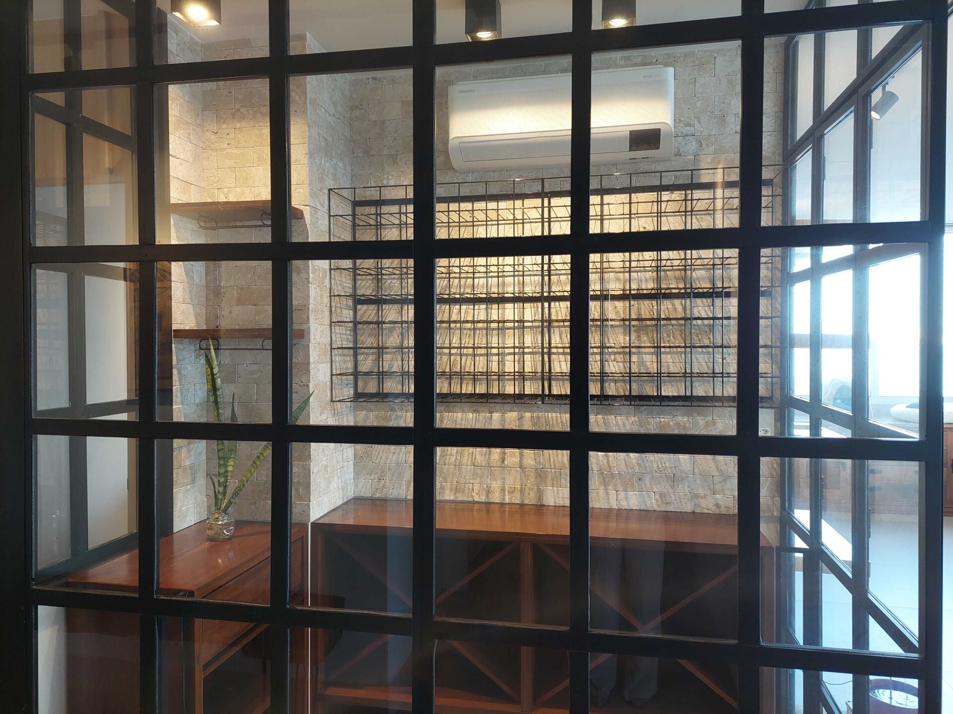 Apartamento alto padrão · 4 dorm. — Escritório