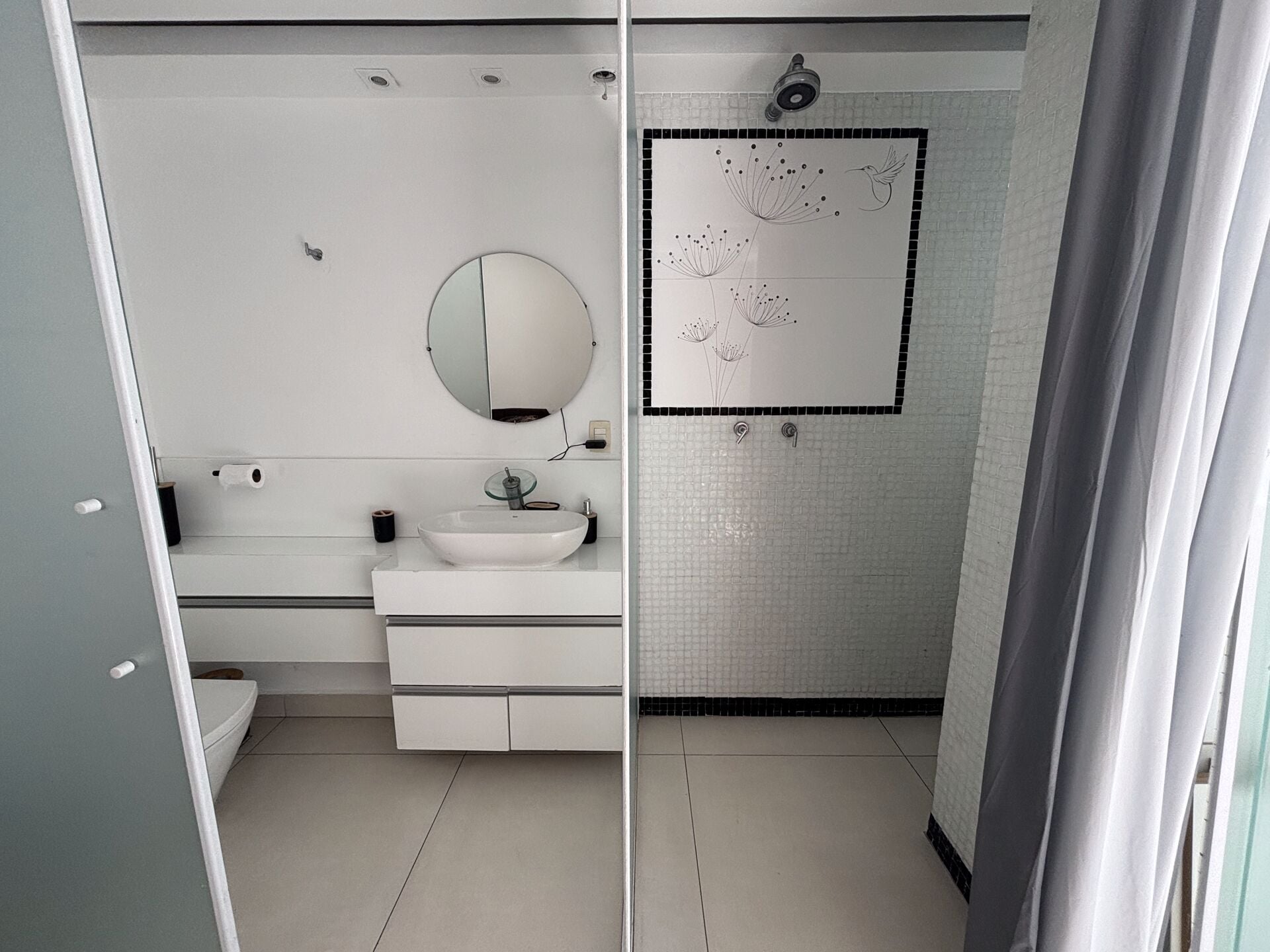 Apartamento · 4 dorm. — Banheiro suite