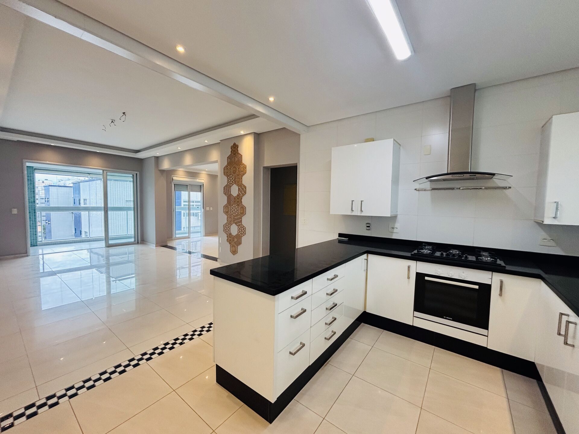 Apartamento · 2 dorm. — Cozinha