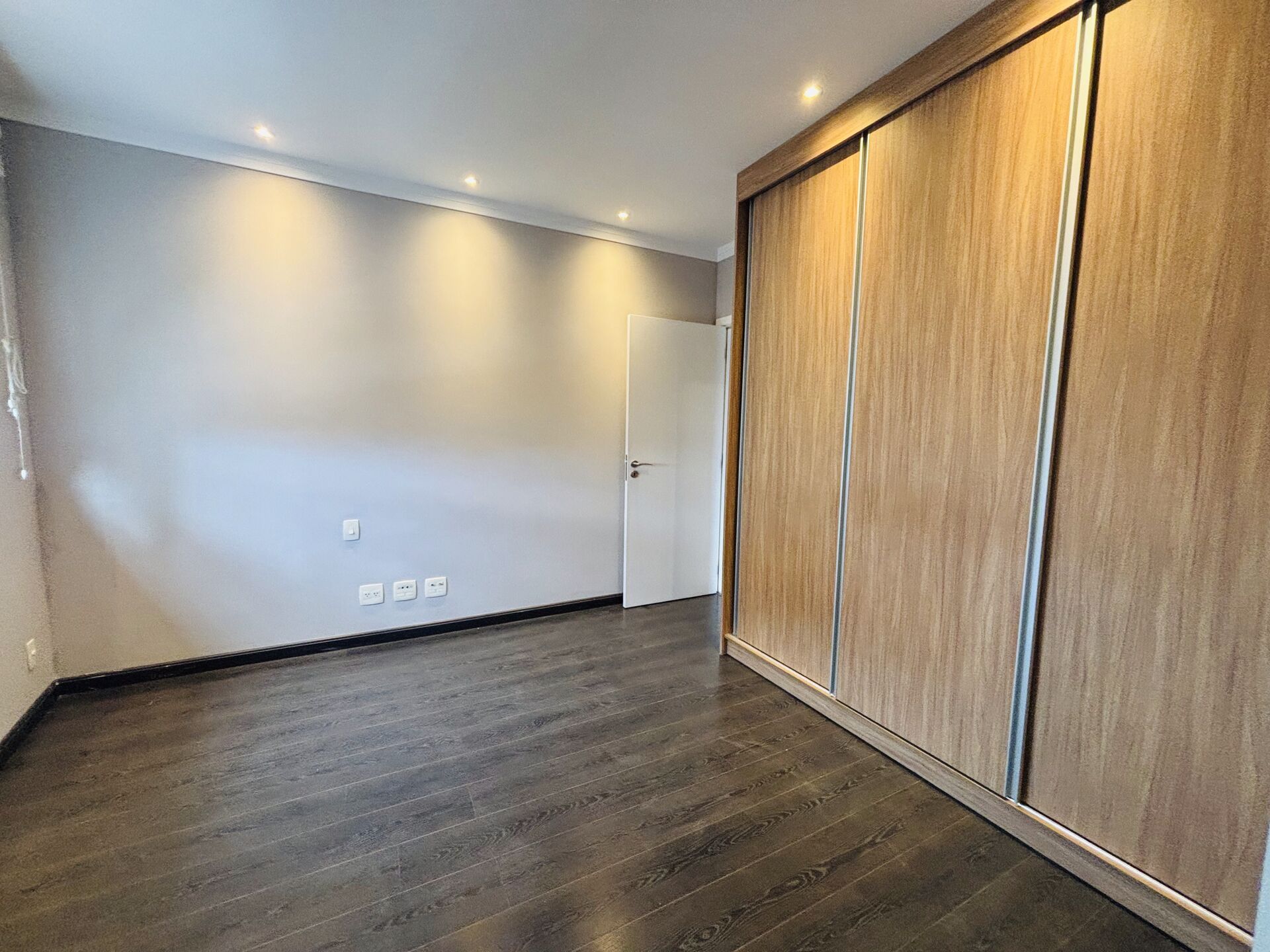Apartamento · 2 dorm. — Suíte 1