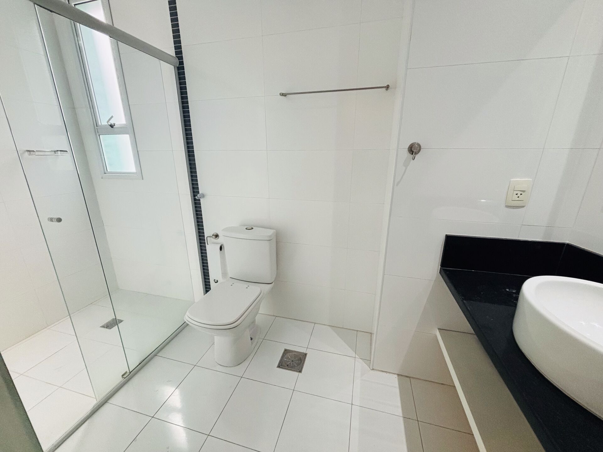 Apartamento · 2 dorm. — Banheiro suite