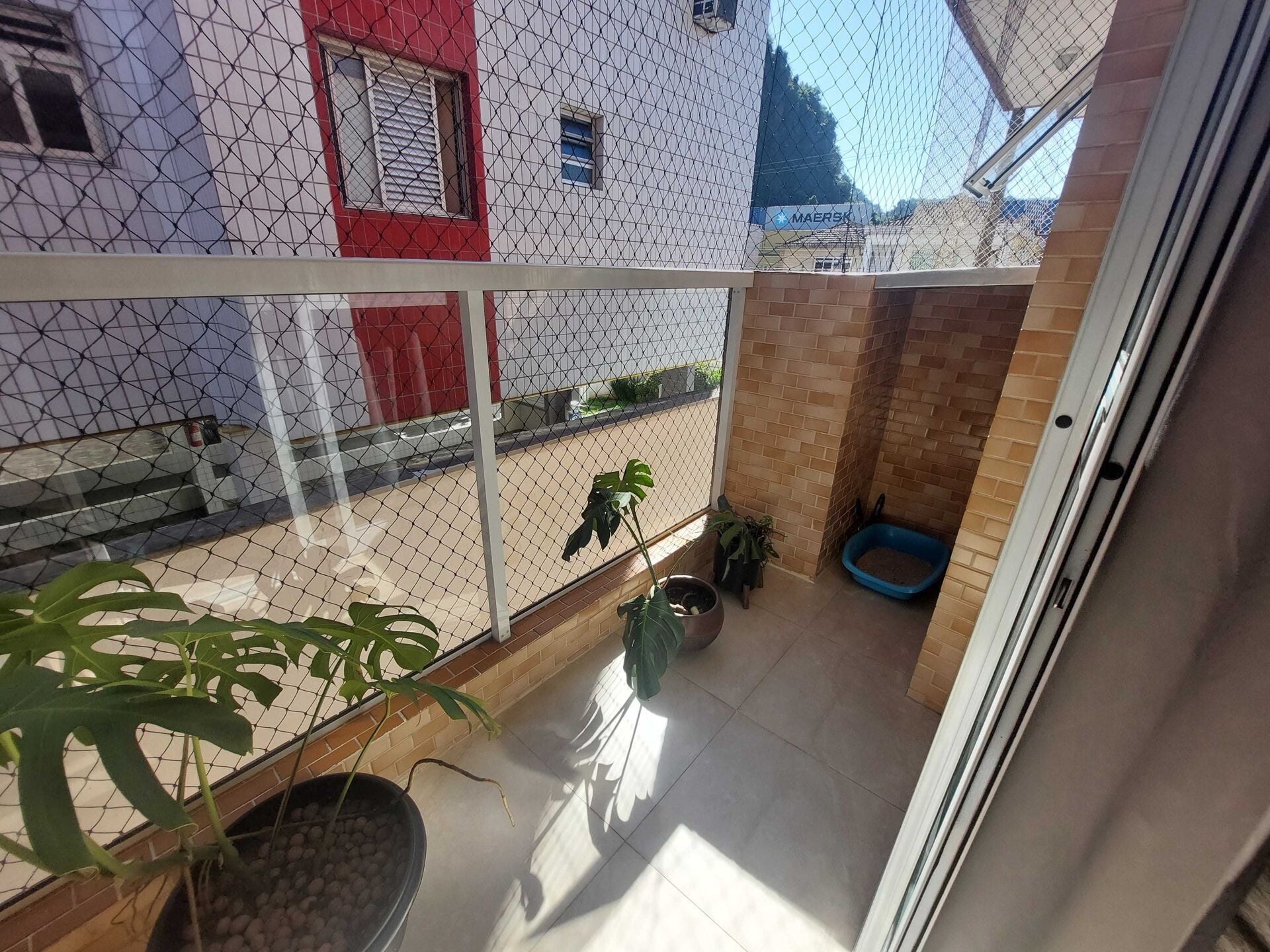 Casa em condomínio · 2 dorm. — Varanda