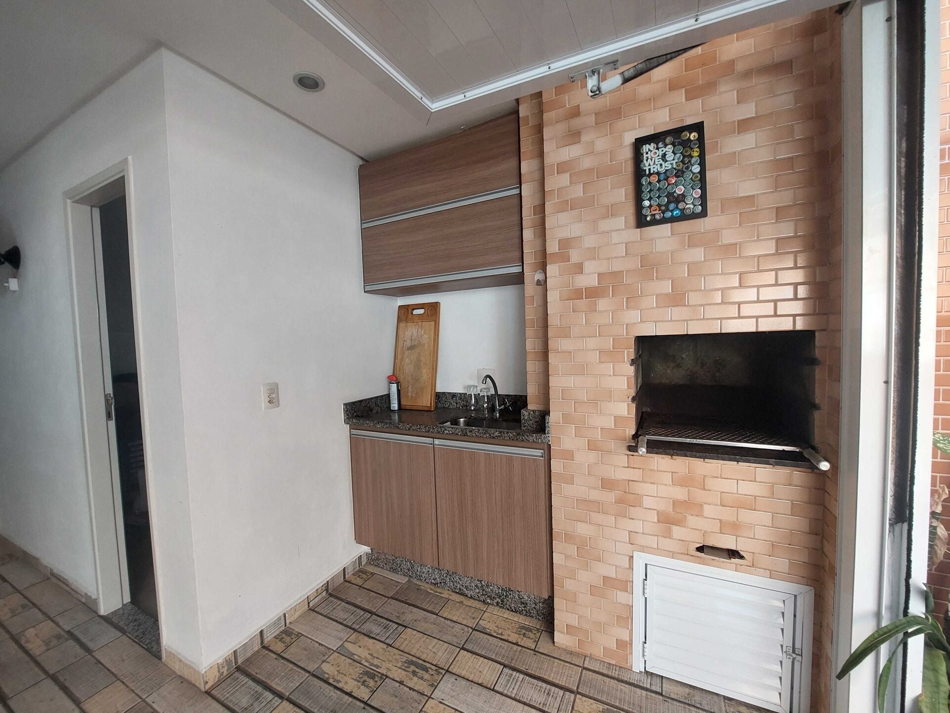 Casa em condomínio · 2 dorm. — Lazer