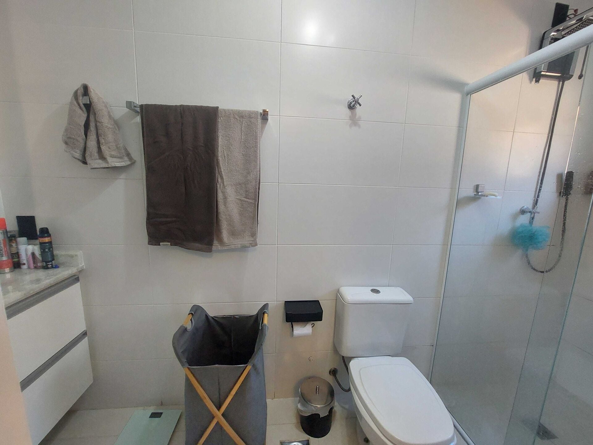 Casa em condomínio · 2 dorm. — Banheiro suite