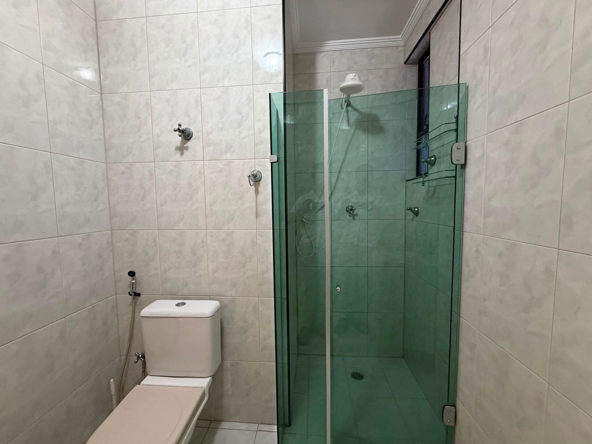 Apartamento · 3 dorm. — Banheiro
