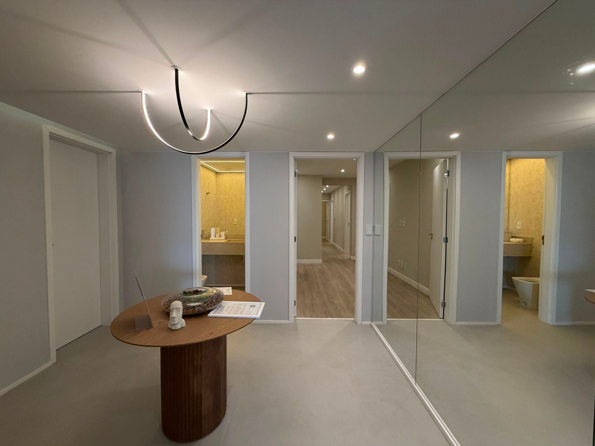 Apartamento de alto padrão · 4 dorm. — Circulação