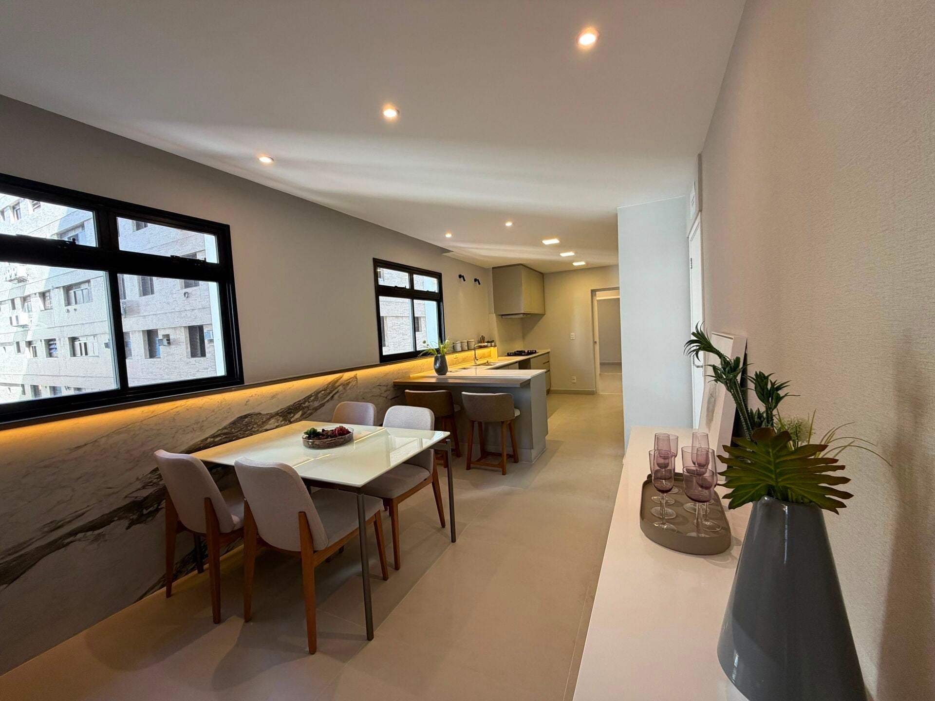 Apartamento de alto padrão · 4 dorm. — Cozinha